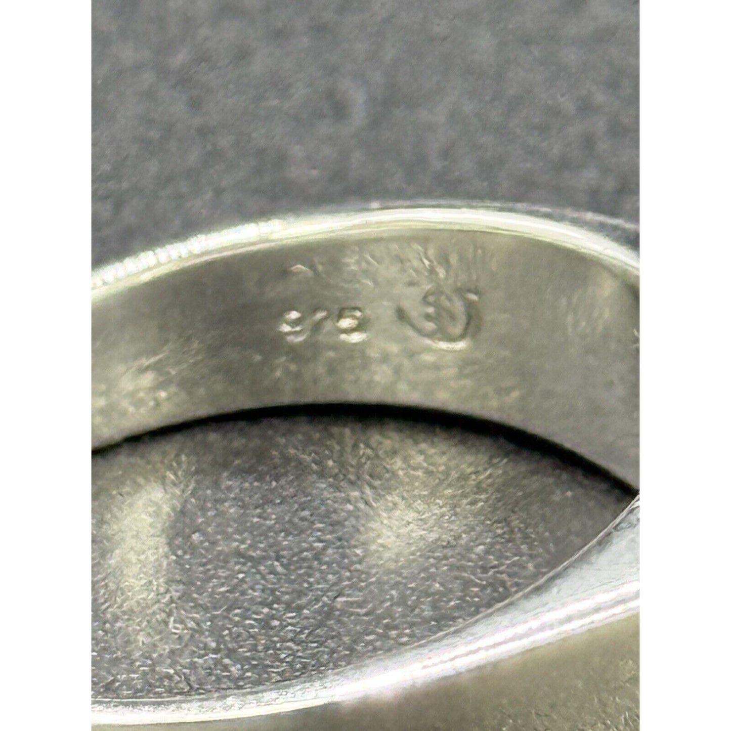 New Condition Sterling Silver Onyx Gents Ring Size 10.50 925