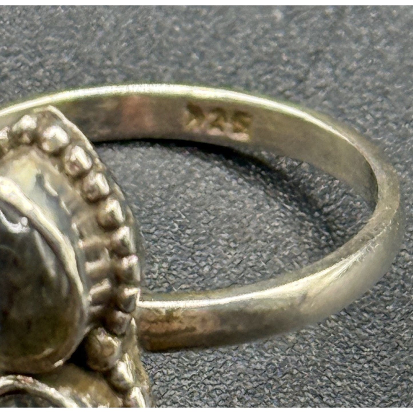 EUC Sterling Silver Double Labroadorite Ring Size 7.50 Q24