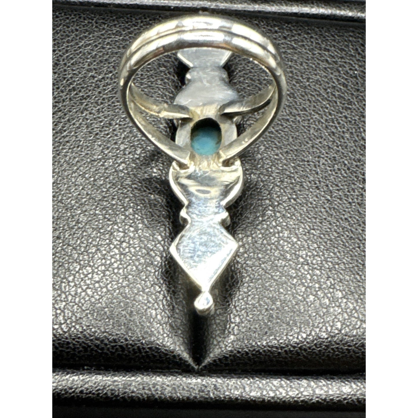 New Condition Sterling Silver Kingman Turquoise Arrowhead Long Ring Size 6.25