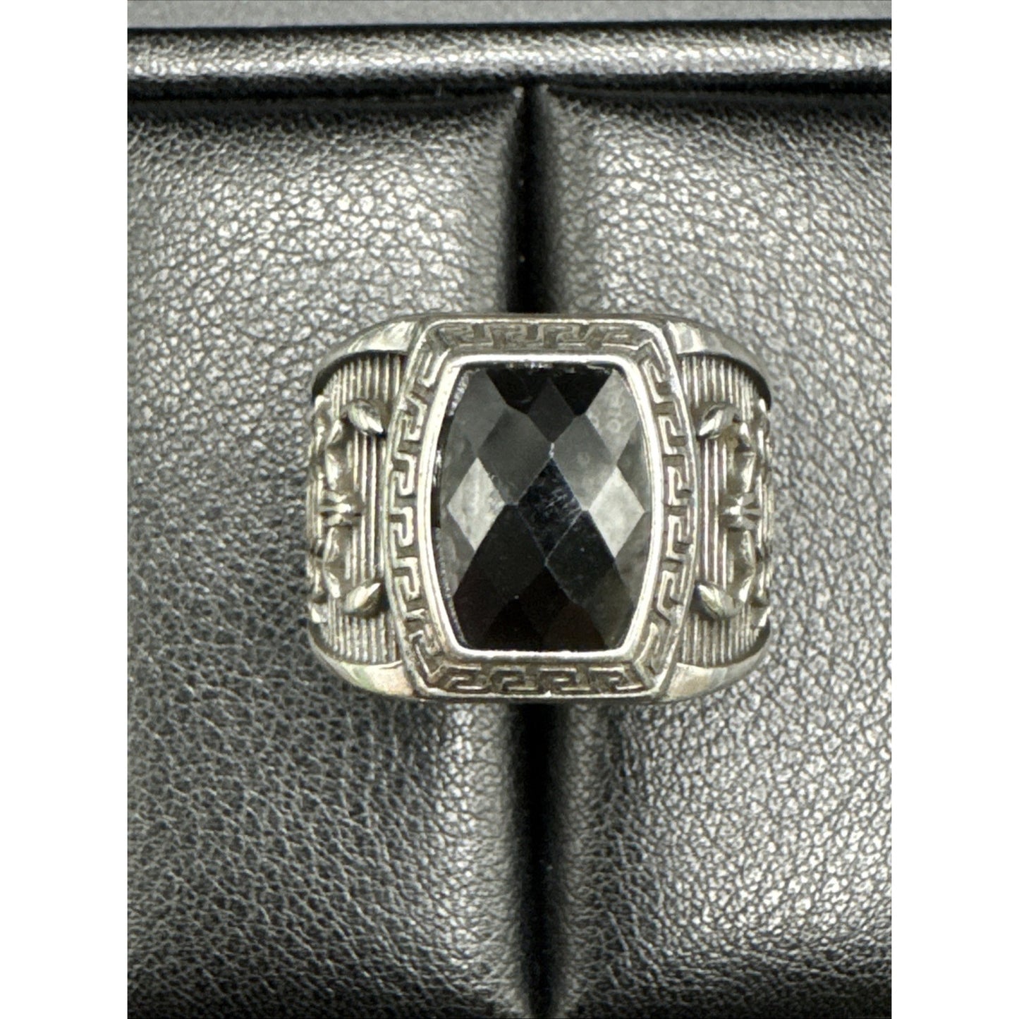 New Condition Sturdy Faceted Onyx Scorpion Ring 925 Size 10 Zodiac