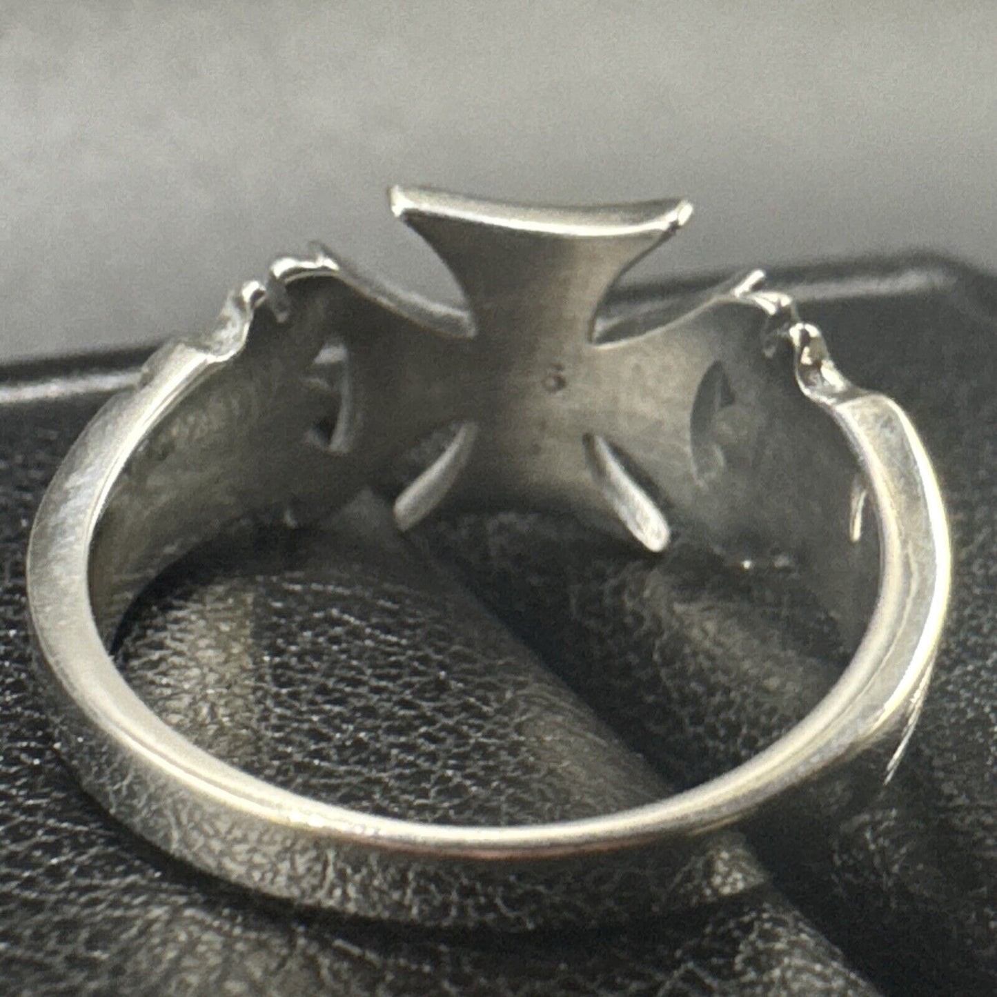 New Condition Sterling Silver Iron Cross Ring 925 Size 7