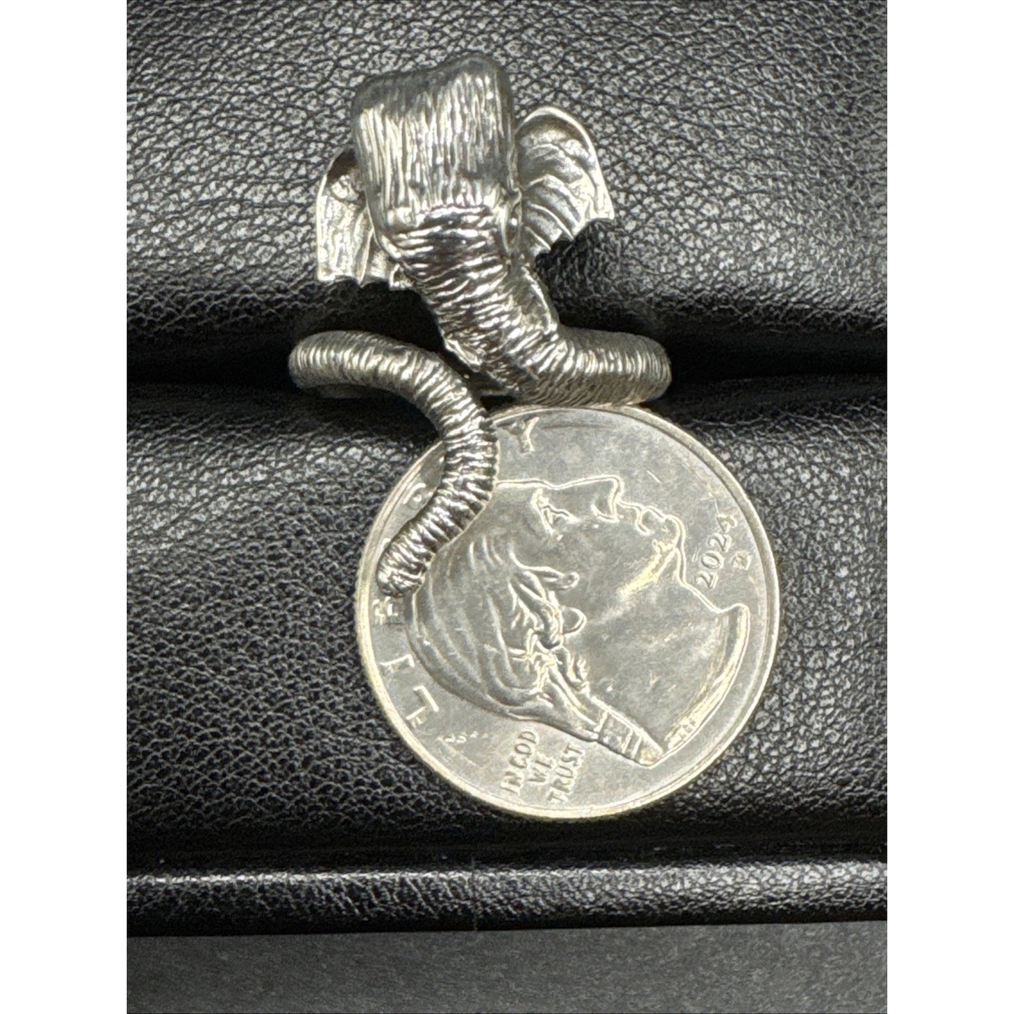 New Condition Sterling Silver Elephant Bypass Ring 925 Size 7
