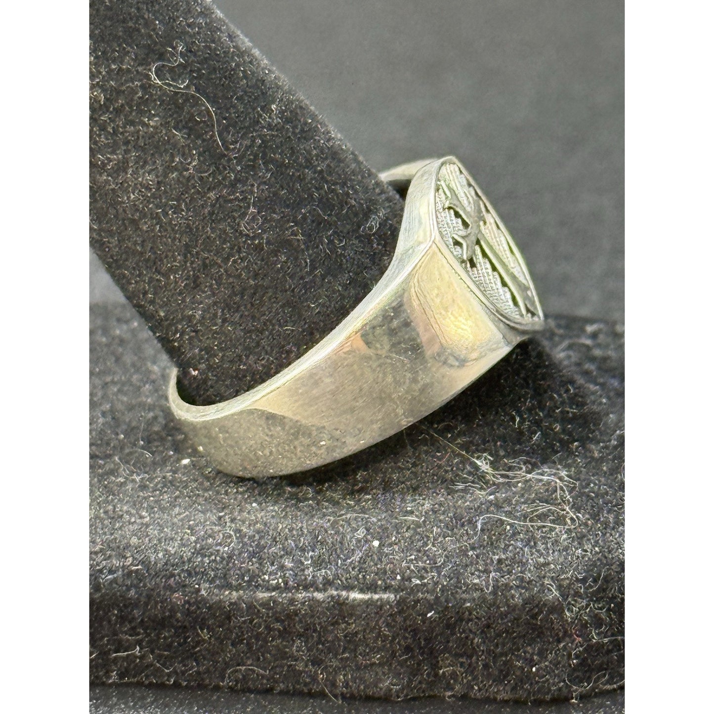 Excellent Used Condition Sterling Silver Medieval Ring Size 9.50 925 N26