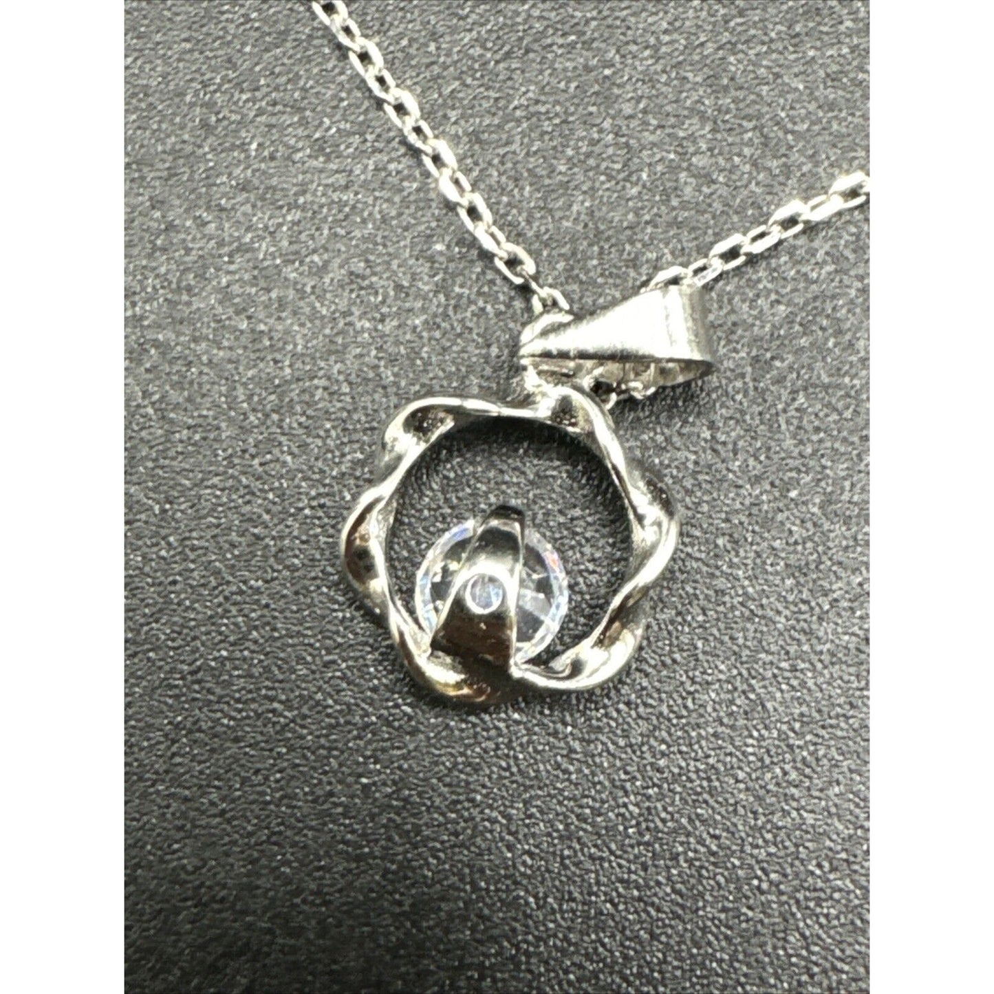 18” New Condition Sterling Silver CZ Solitaire Necklace 925