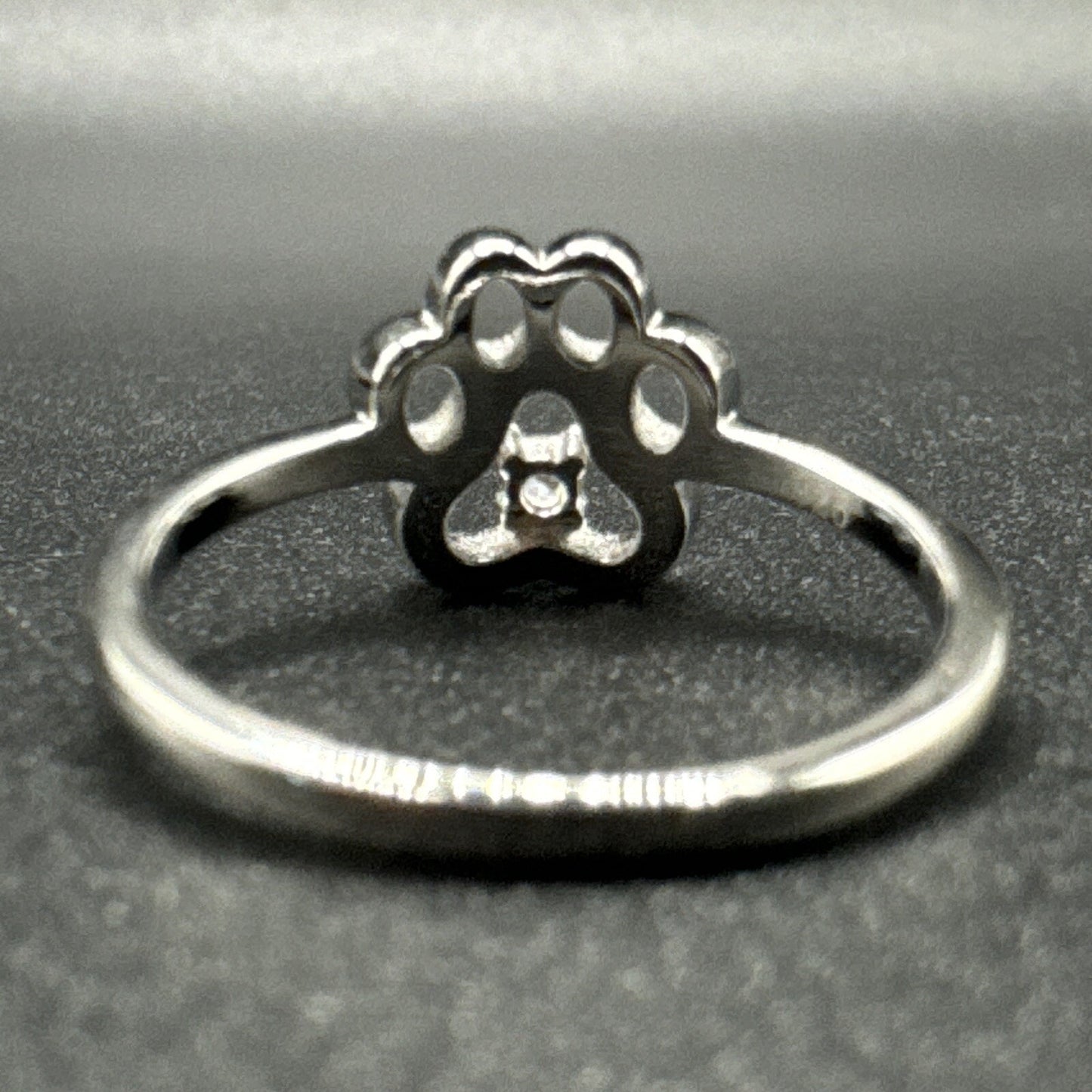 New Condition CZ Sterling Silver Paw Print Ring 925 Size 7