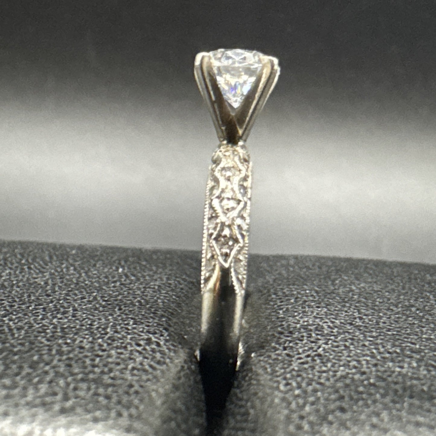 Sterling Silver CZ Ring 925 Size 7 N13