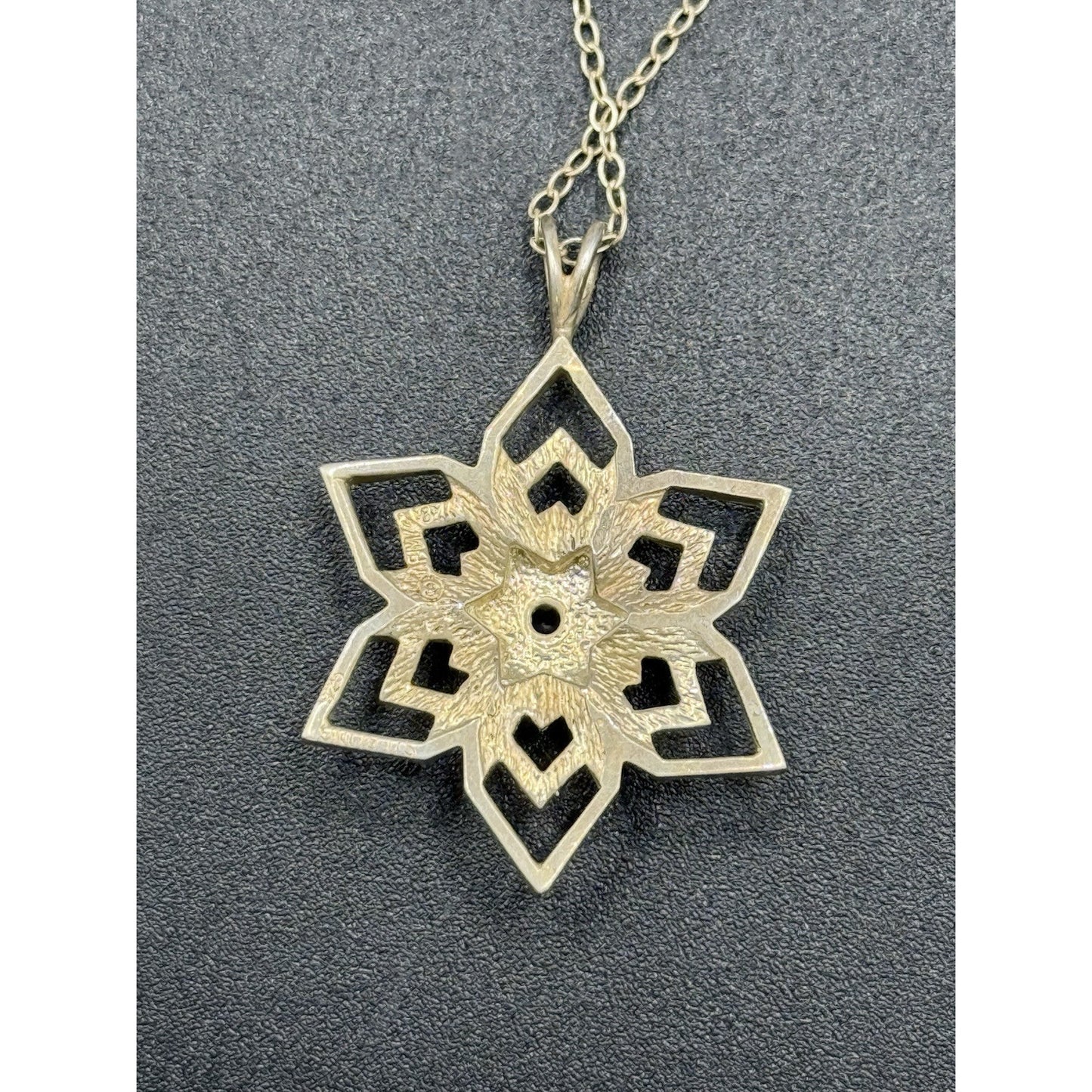 1984 Sterling Silver Franklin Mint Sapphire Snowflake Pendant Necklace P3