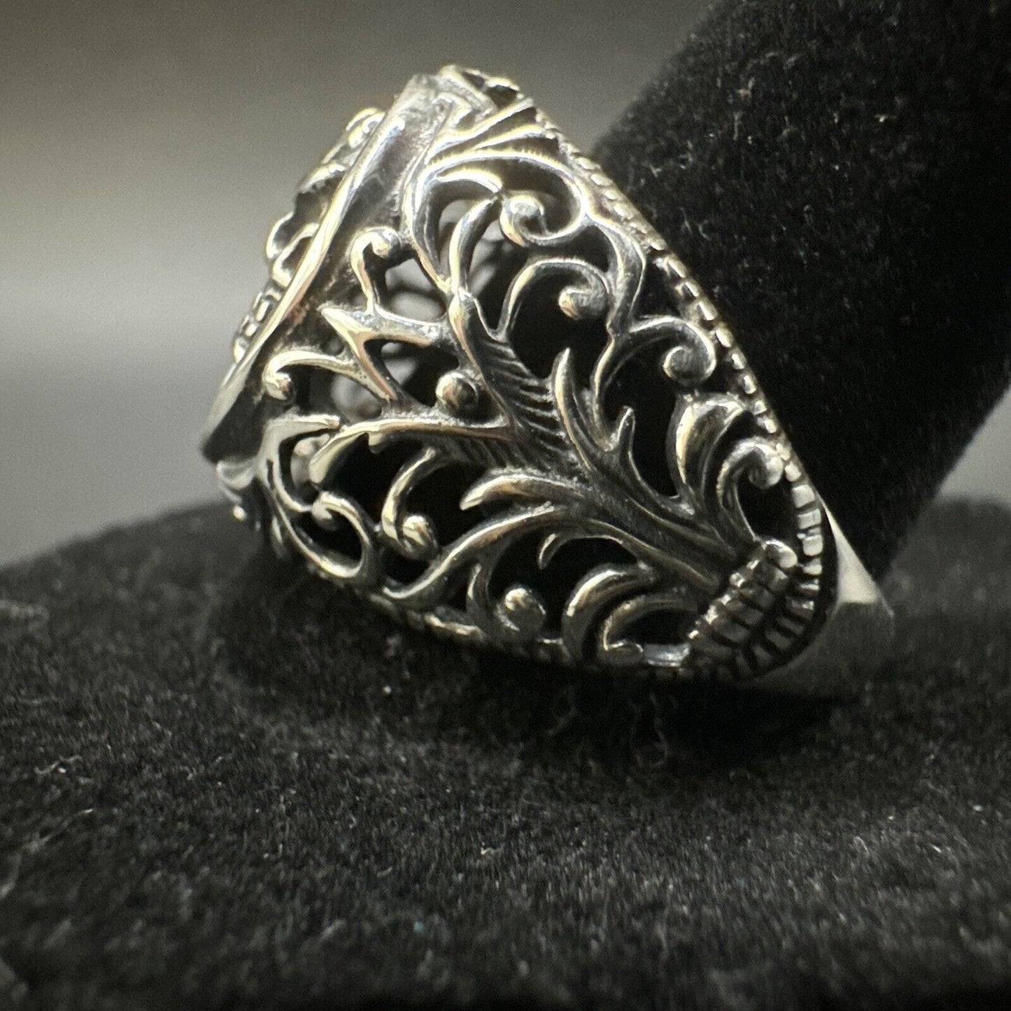 New Condition Sterling Silver Indian Skull Ring 925 Size 10