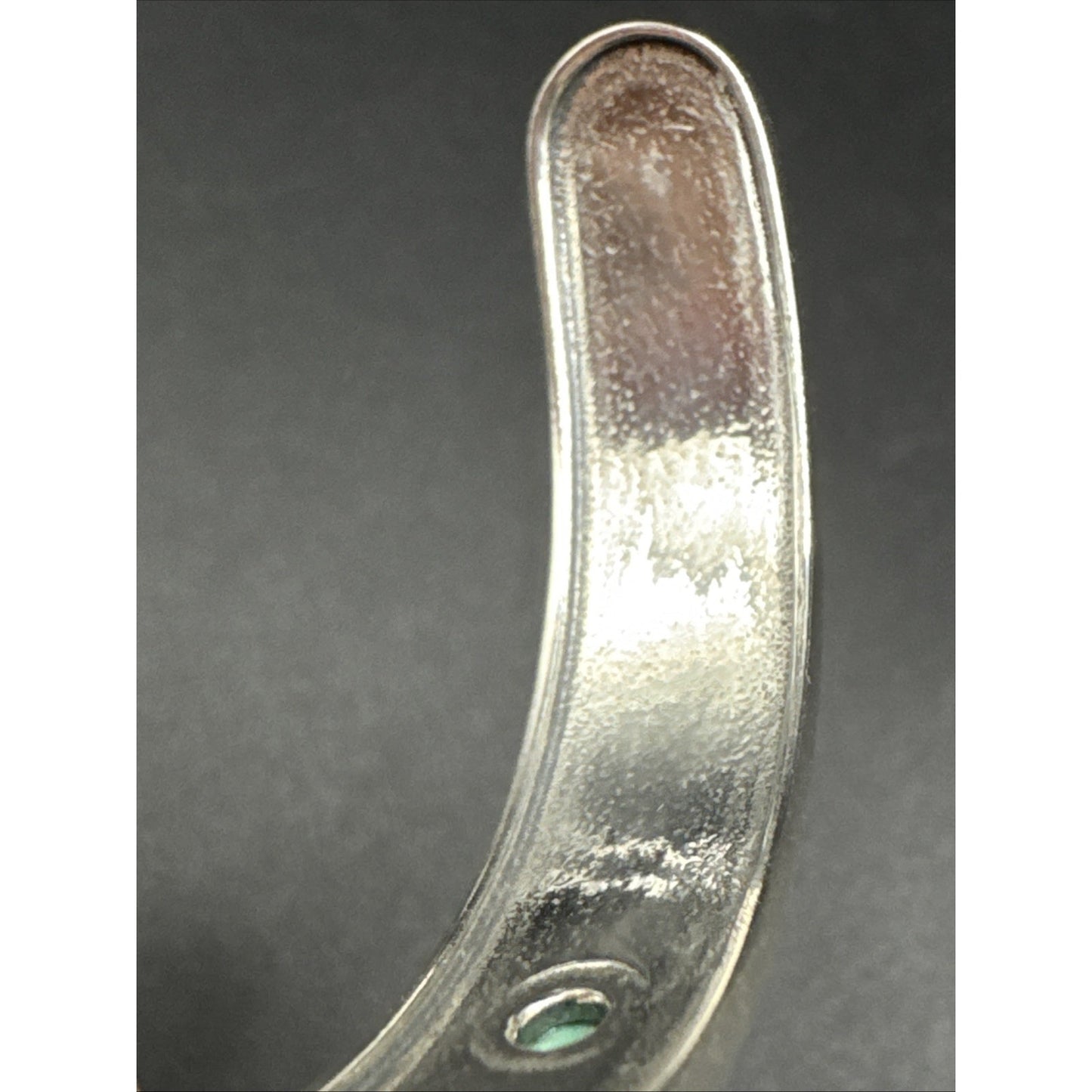 New Condition 7” Sterling Silver Turquoise Studded Cuff Bracelet 925