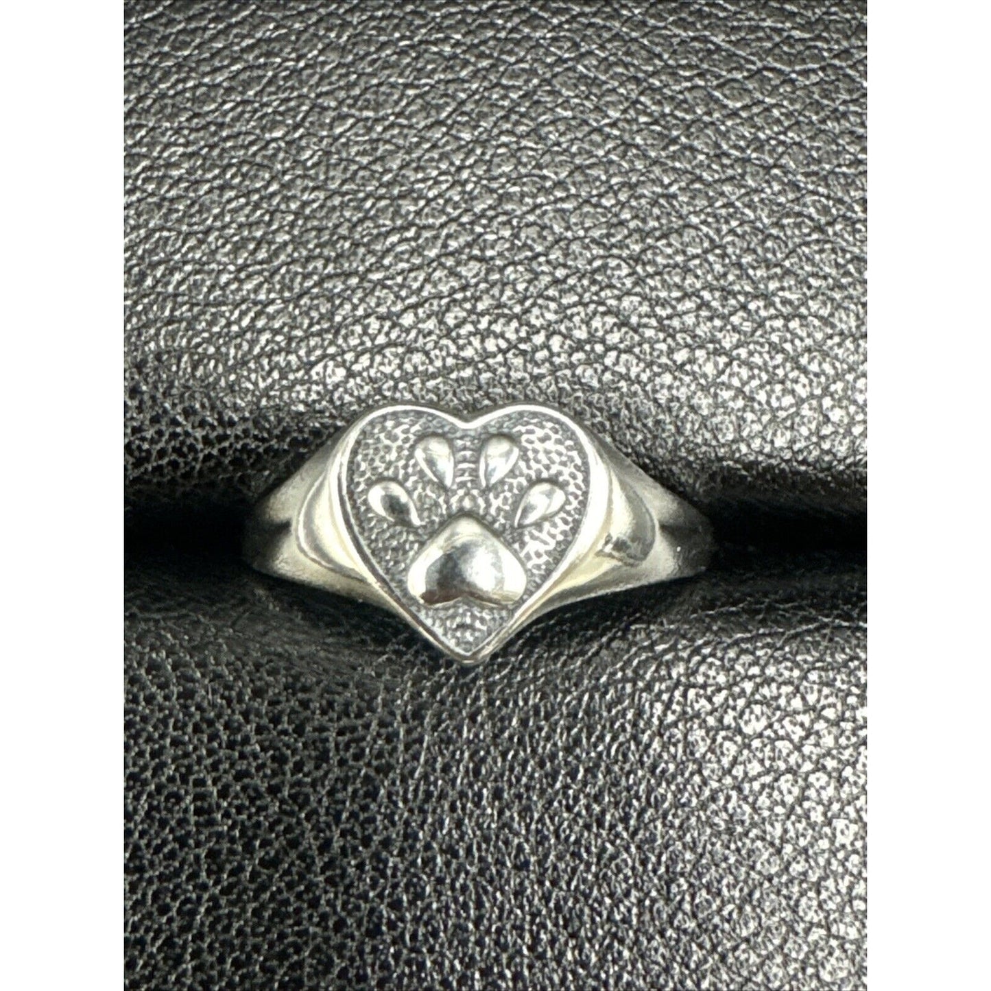 New Condition Sterling Silver Heart Paw Pet Print Ring 925 Size 7