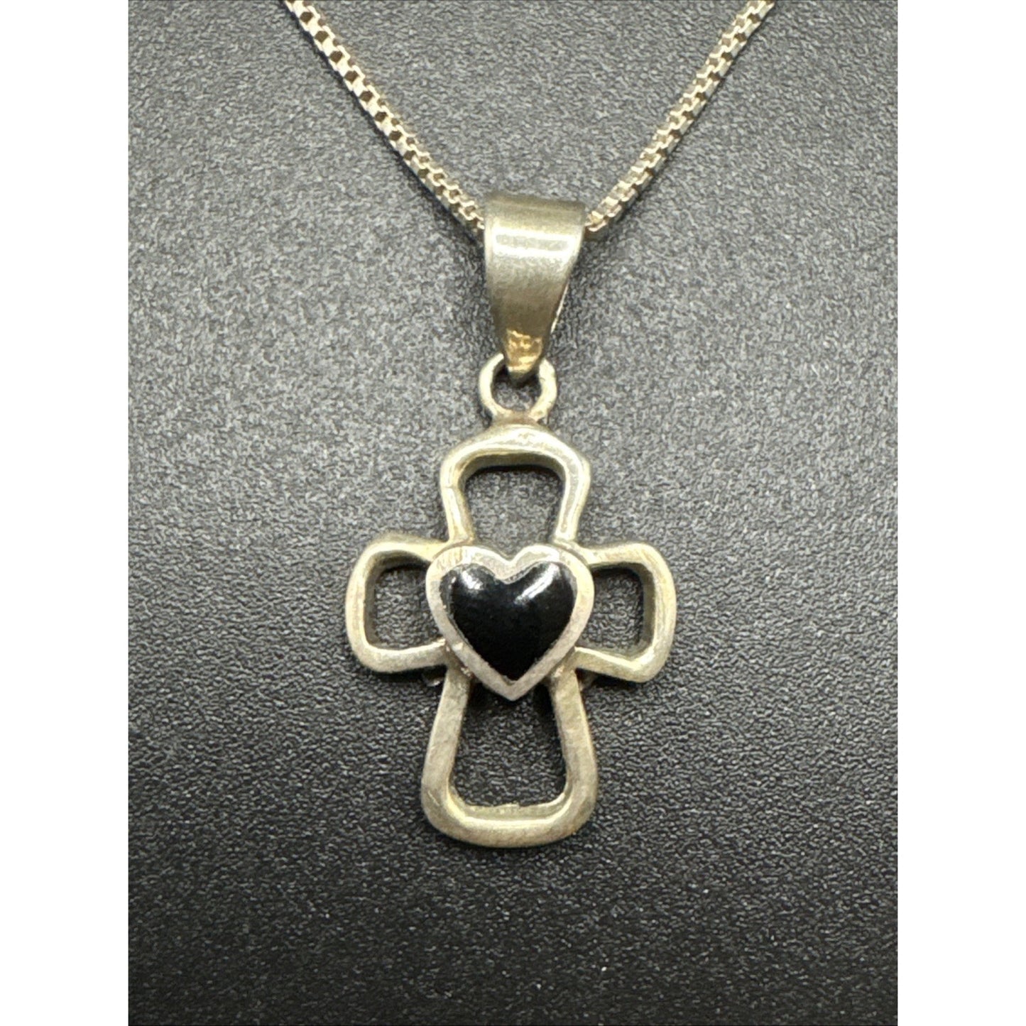 24” Sterling Silver Black Enamel Heart Cross Pendant Necklace 925 T27