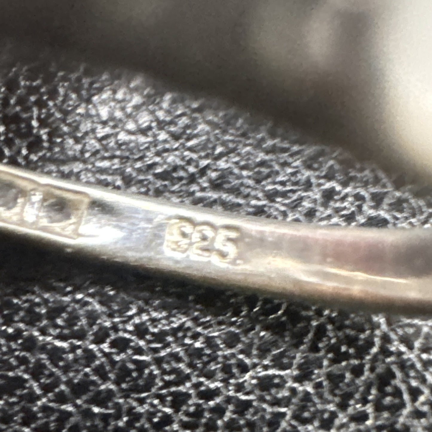 EUC Sterling Silver CZ Octagon Ring 925 Size 6 #6 P2