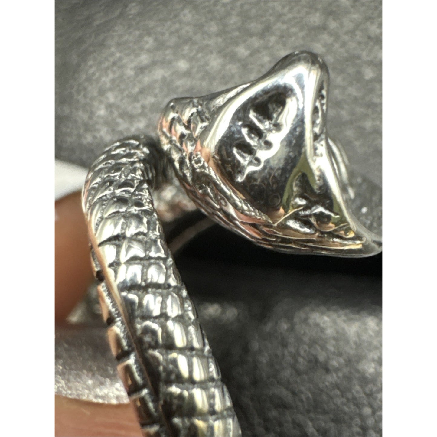 New Condition Sterling Silver King Cobra Ring 925 Size 10