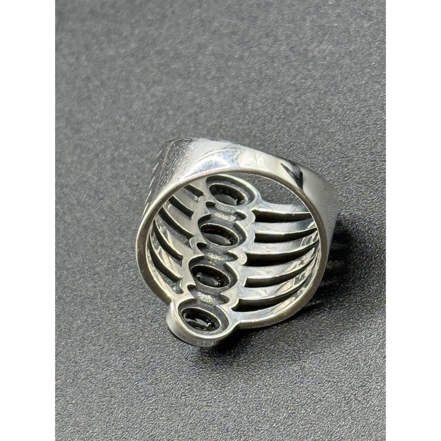 New Condition Sterling Silver 4-Stone Onyx Ring Size 6.75
