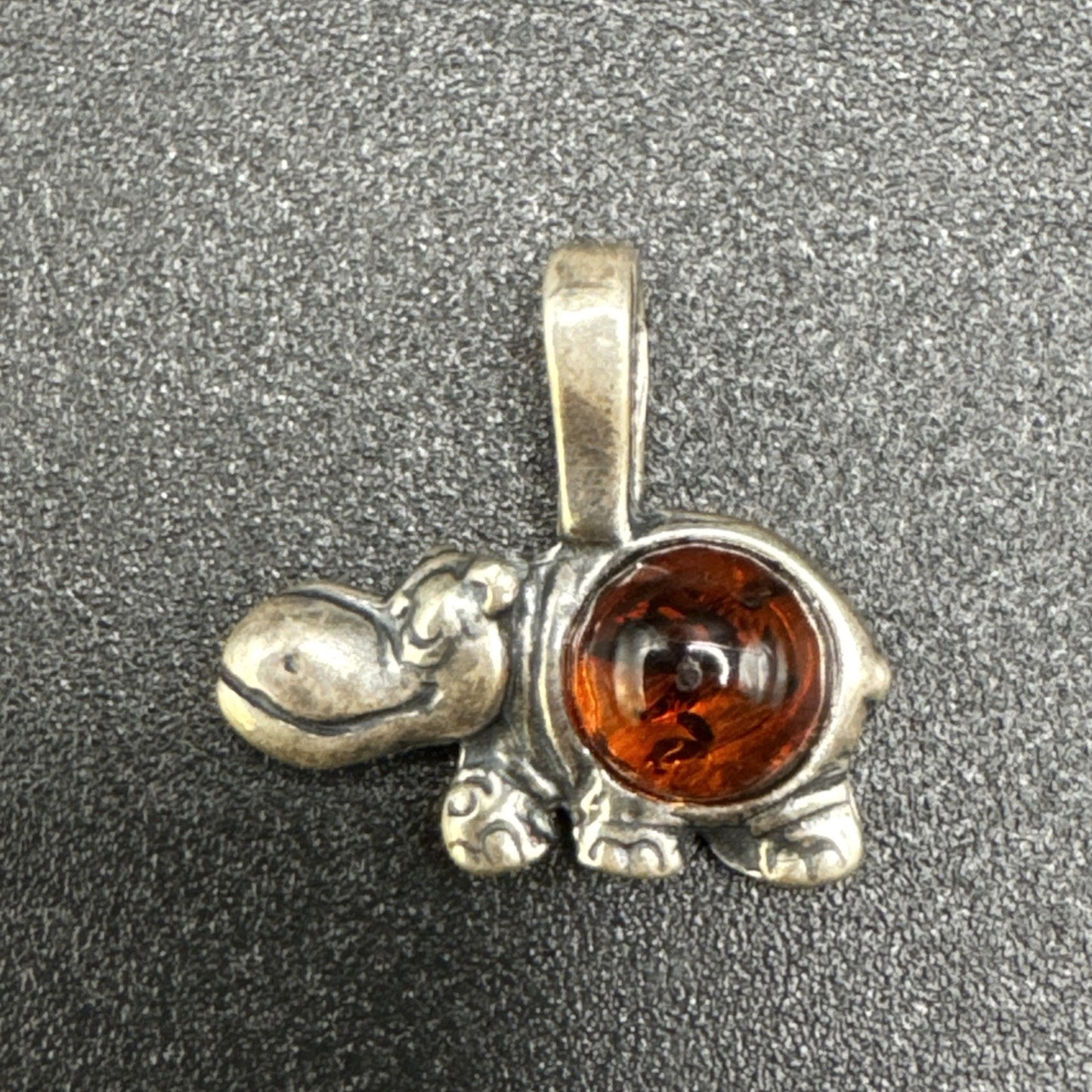 Sterling Silver Dainty Amber Hippopotamus Pendant 925 P2