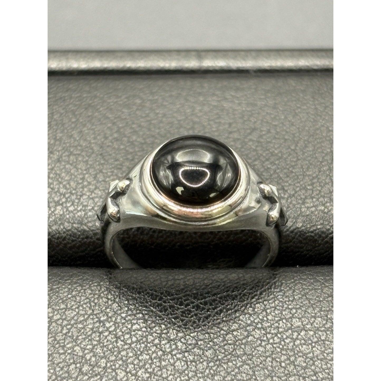New Condition Sterling Silver Onyx Cross Ring Size 7