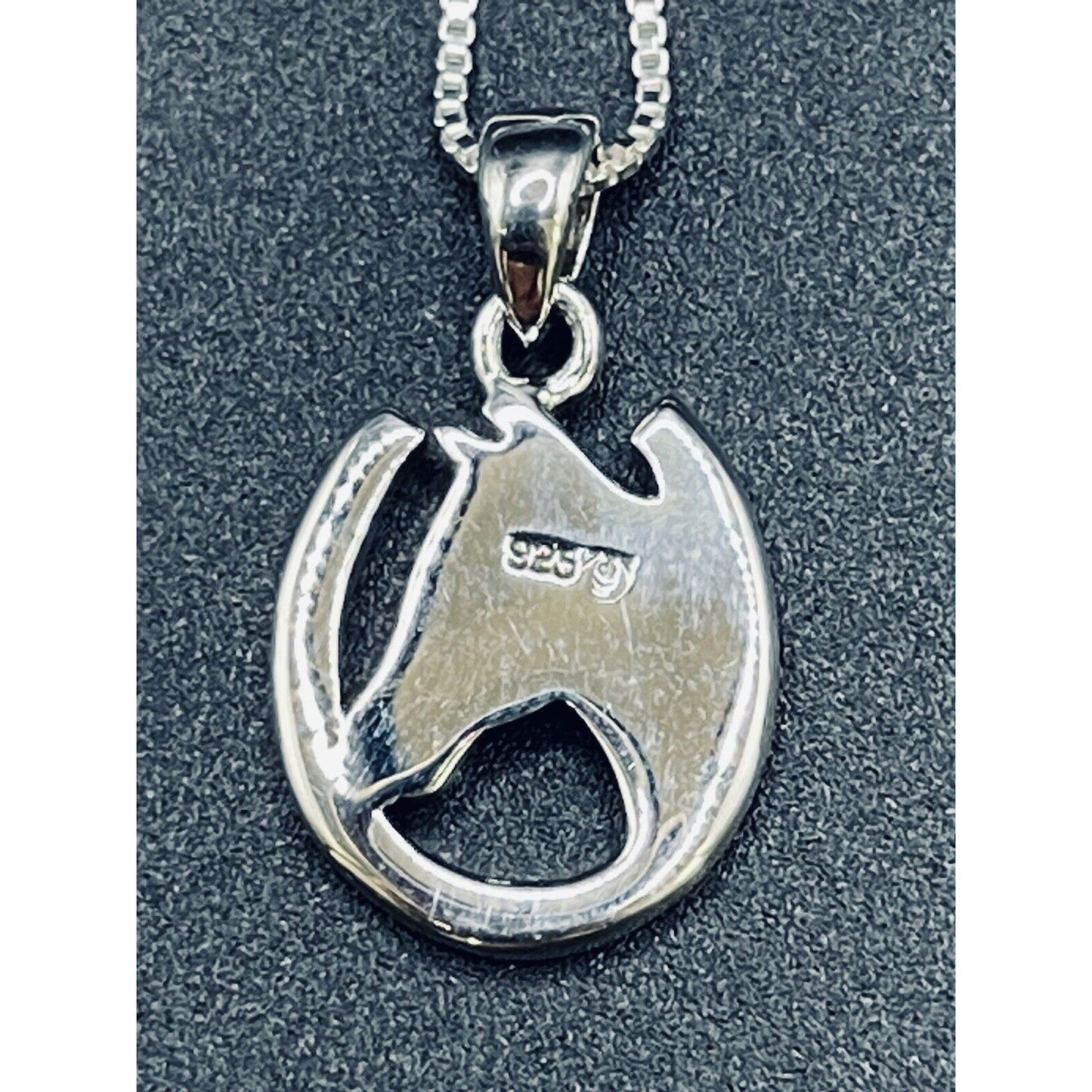 New Condition 20” Sterling Silver Turquoise Lab Opal Horse Shoe Pendant Necklace