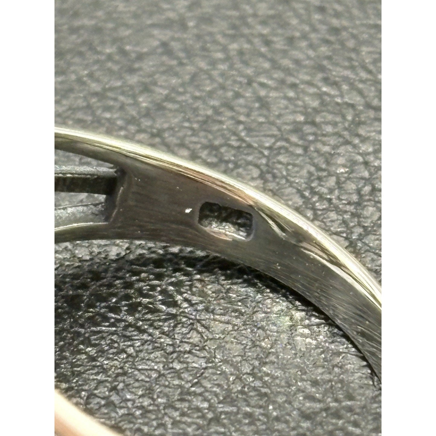 New Condition Sterling Silver Moonstone Spiderweb Ring Size 6
