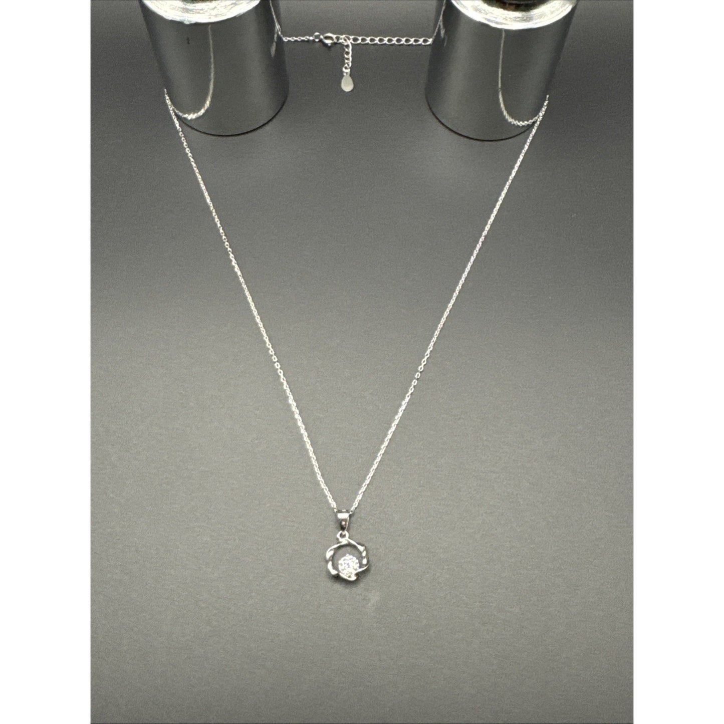 18” New Condition Sterling Silver CZ Solitaire Necklace Dainty