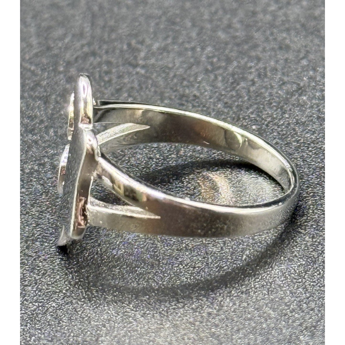 New Condition Sterling Silver Paw Print Ring Size 7.00 Adjustable