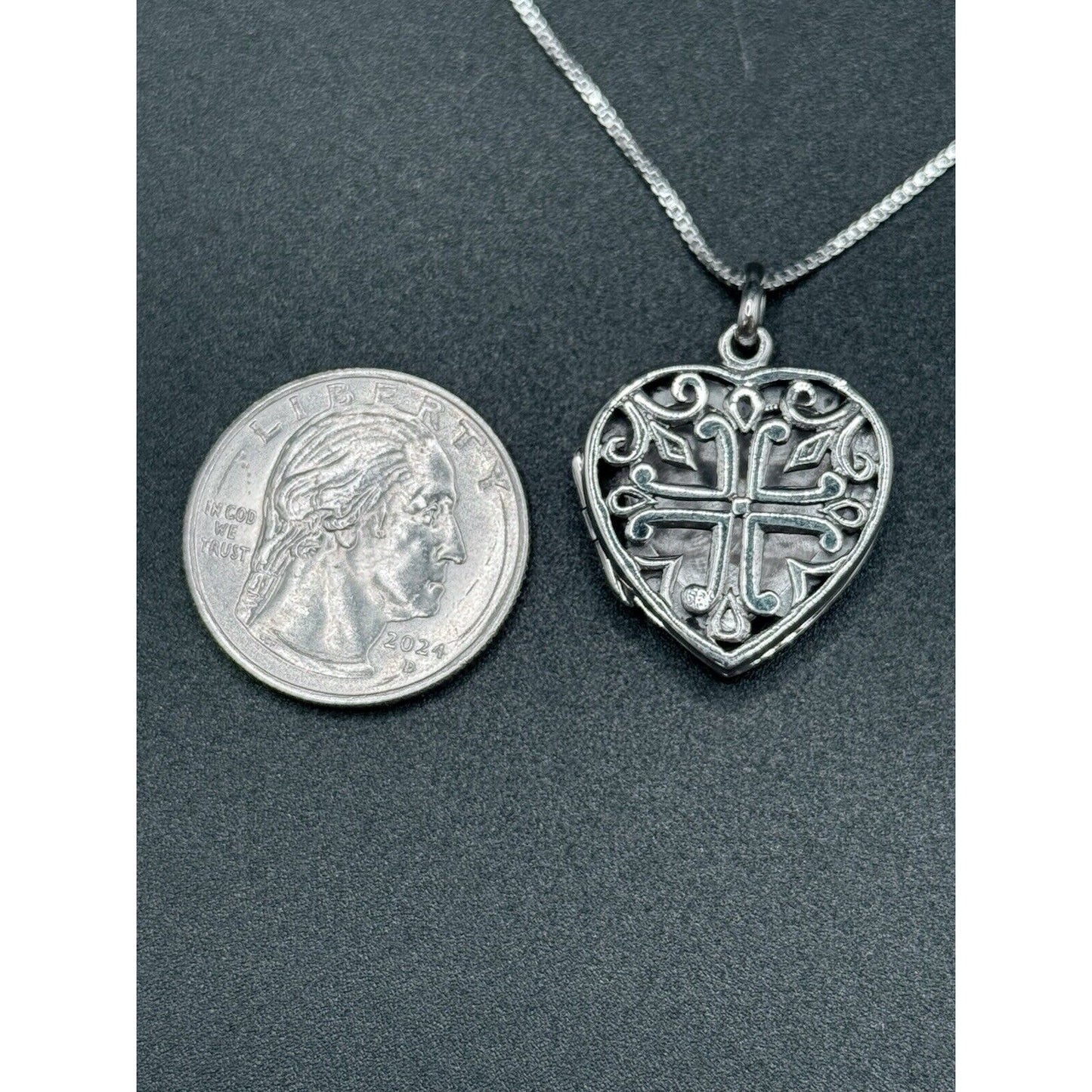 New Condition 20” Sterling Silver Cross Heart Locket Pendant Necklace 925