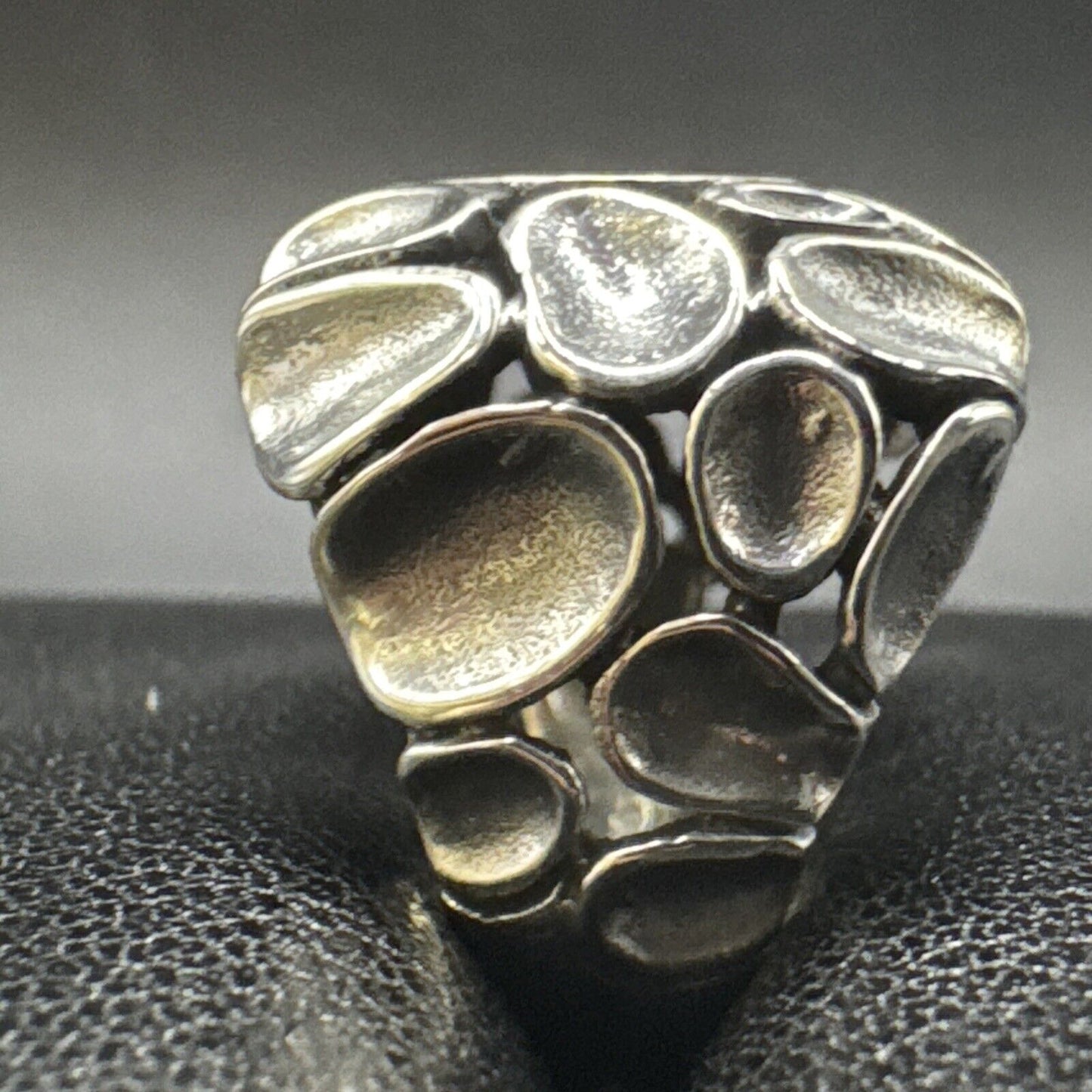 New Condition Sterling Silver Abstract Pebbles Ring 925 Size 6.5