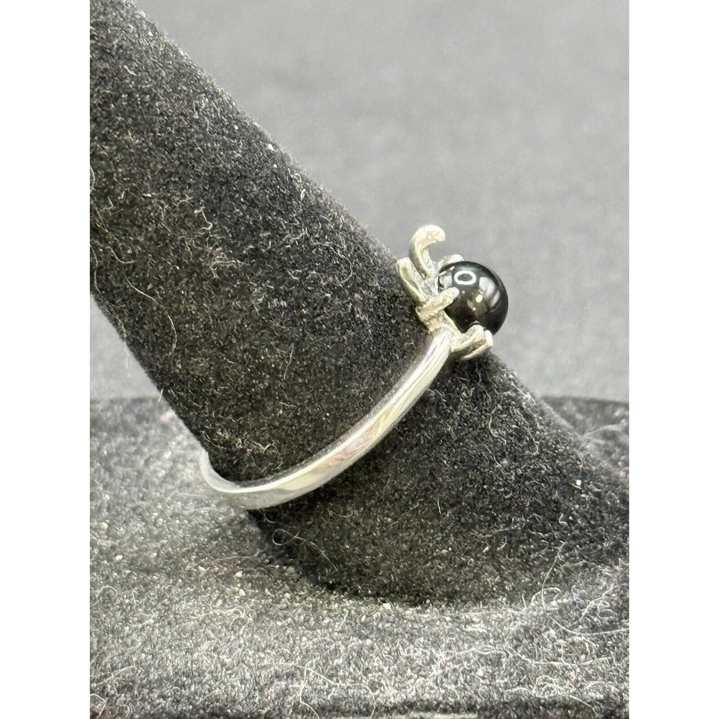 New Condition Sterling Silver Bunny Rabbit Genuine Onyx Ring Size 7.00