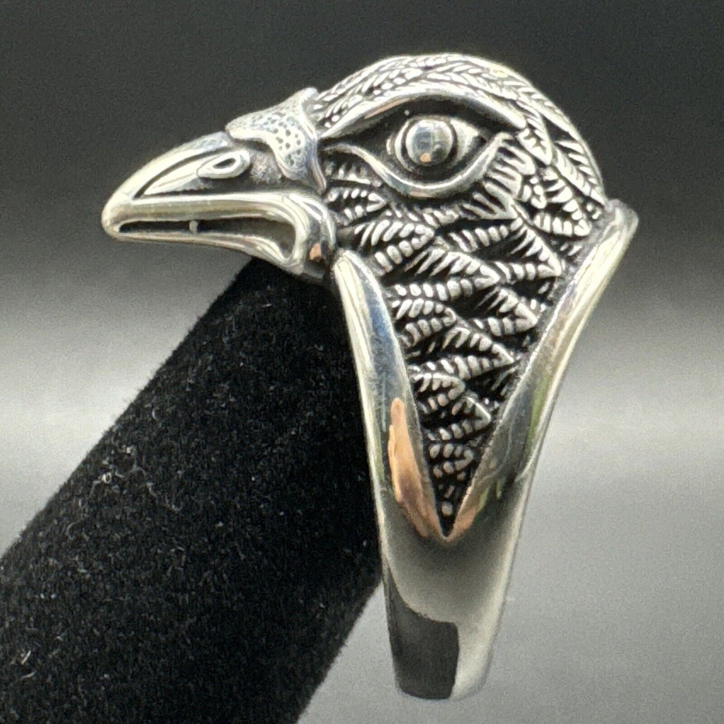 New Condition Sterling Silver Eagle Head Ring 925 Size 10