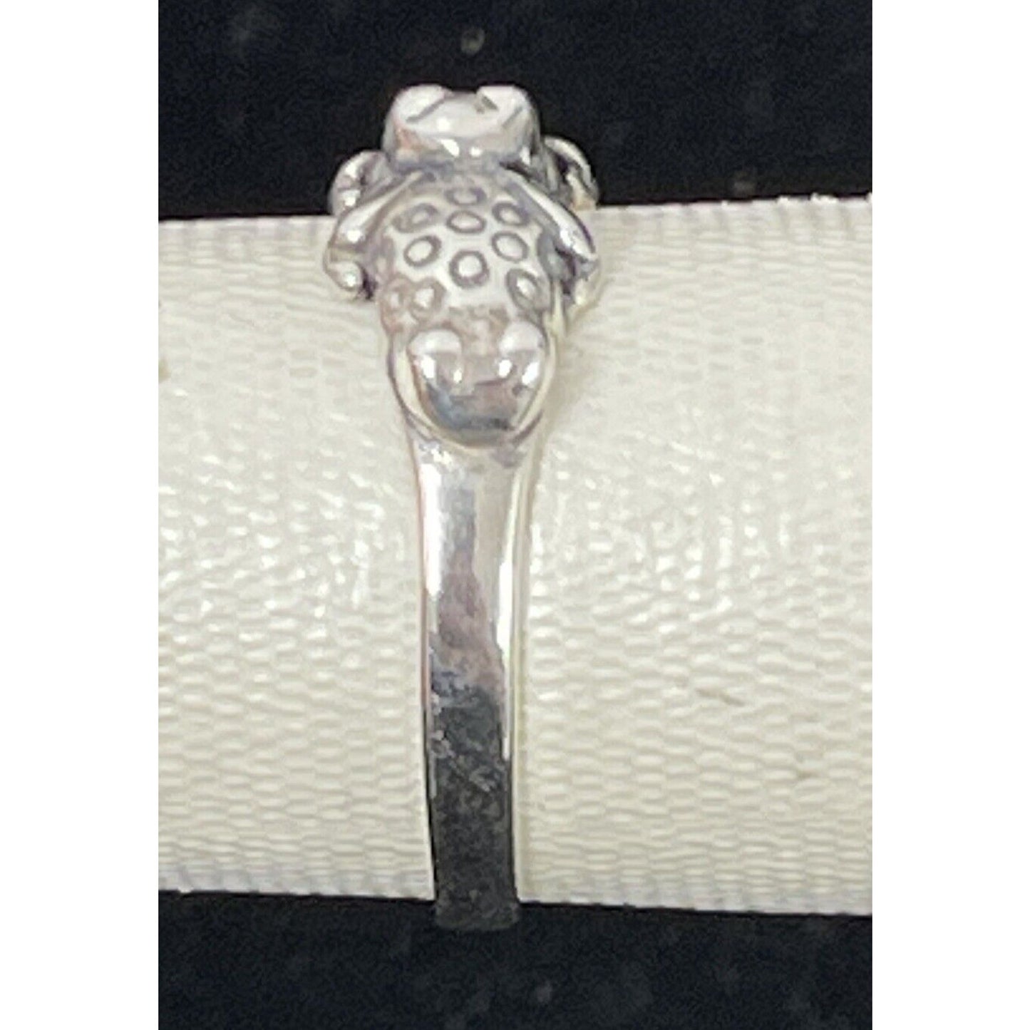 Sterling Silver Frog Ring Size 5.75 925 K29