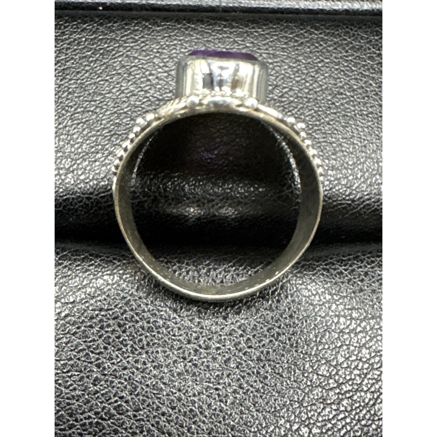 New Condition Sterling Silver Genuine Amethyst Ring 925 Size 7.5