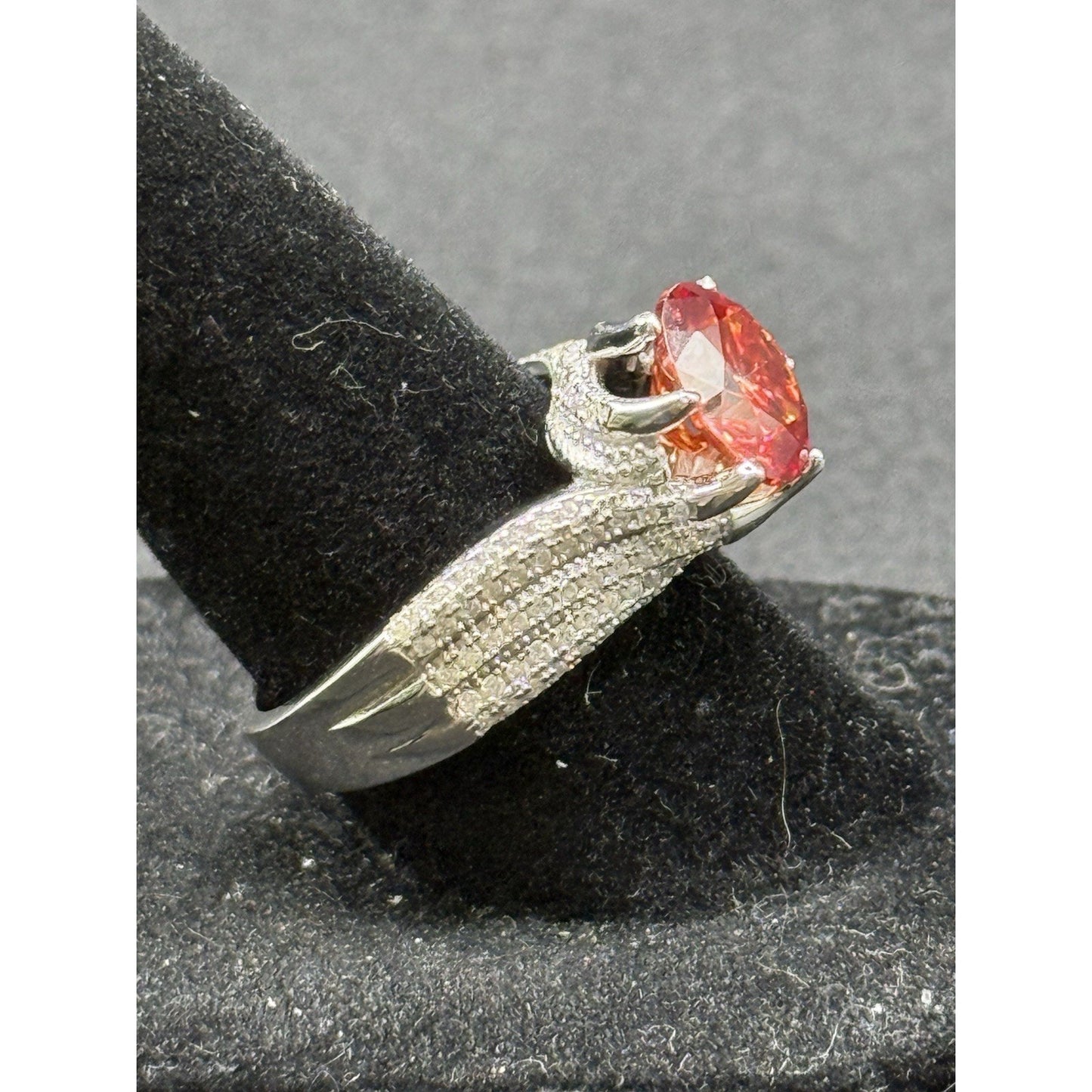 New Condition 3 ct Red Moissanite Sterling Silver Engagement Ring Size 7.25 GRA