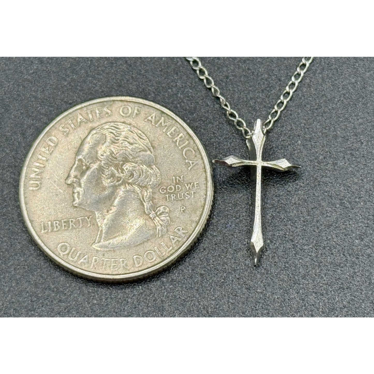 16” Vintage Sterling Silver Dainty Cross Pendant Necklace 925 P11