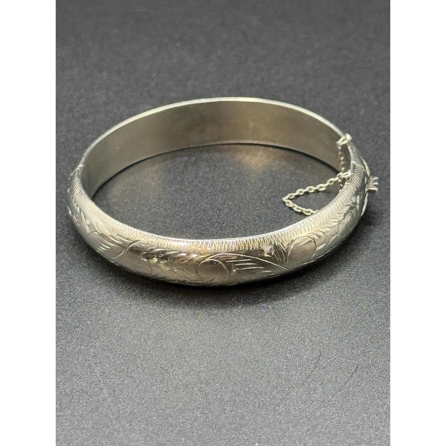 7” Vintage Sterling Silver Engraved Hinged Bangle Safety Chain 17 Grams P5