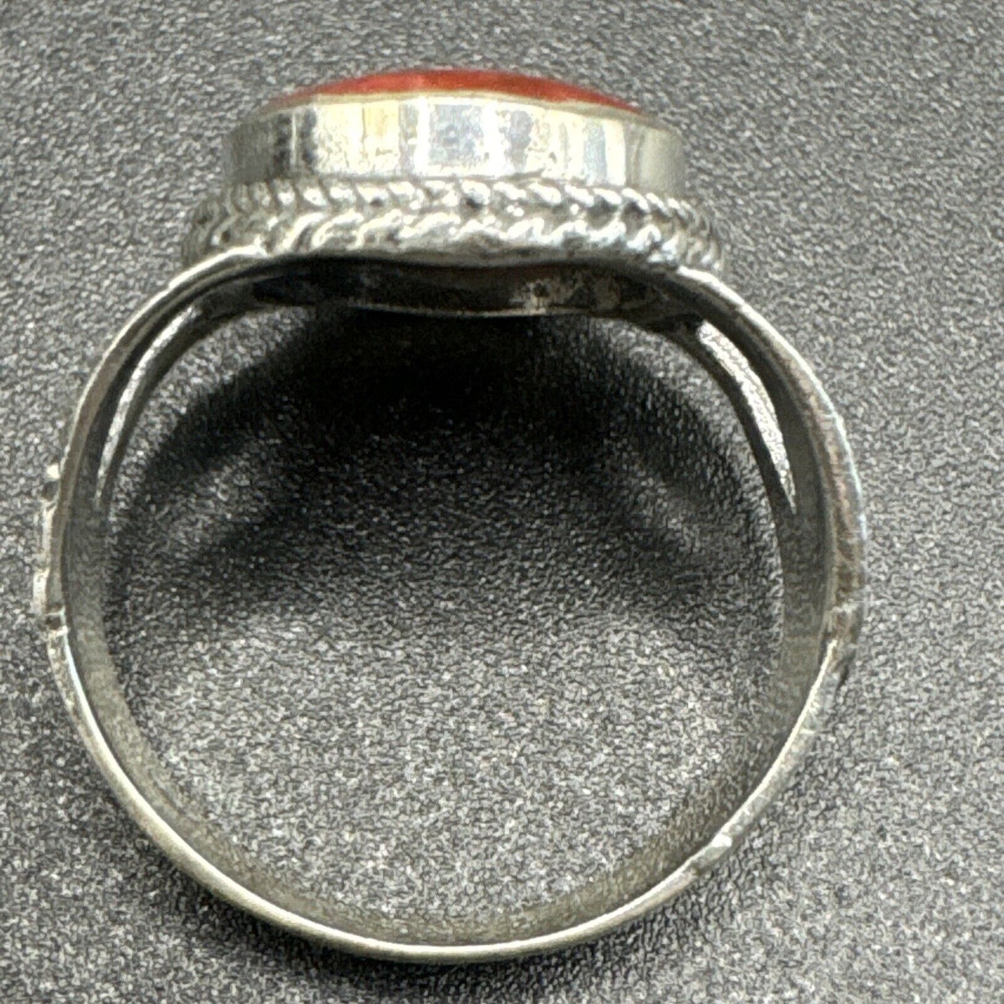 New Condition Sterling Silver Coral Bali Style Ring 925 Size 7