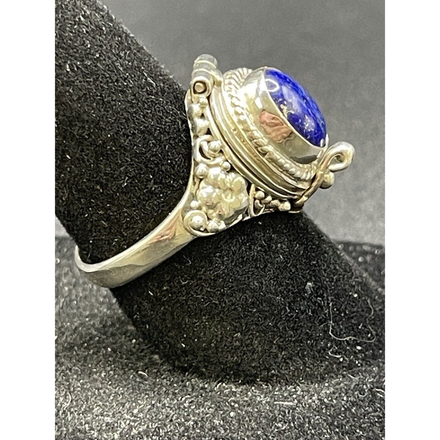 New Condition Sterling Silver Genuine Lapis Lazuli Poison Ring Size 7.00
