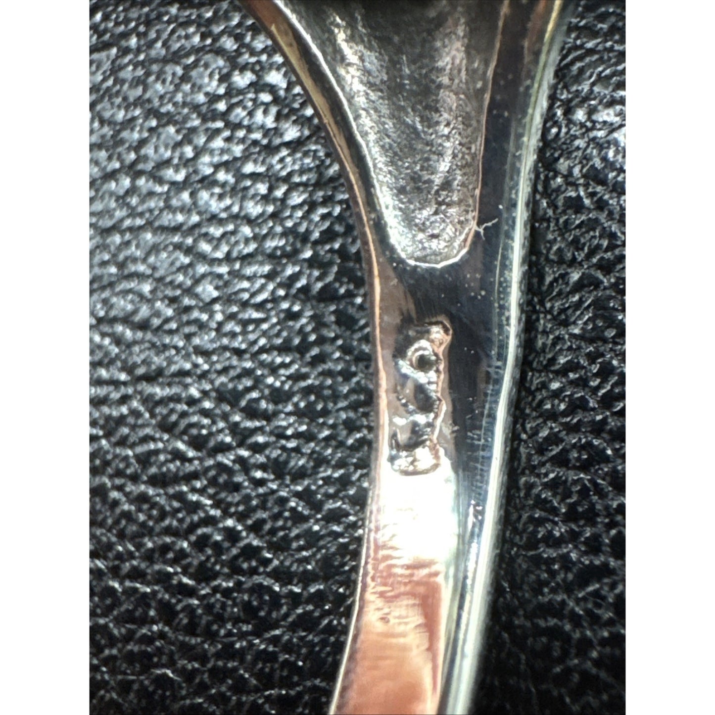New Condition Sterling Silver Horse Shoe Luck Ring 925 Size 13