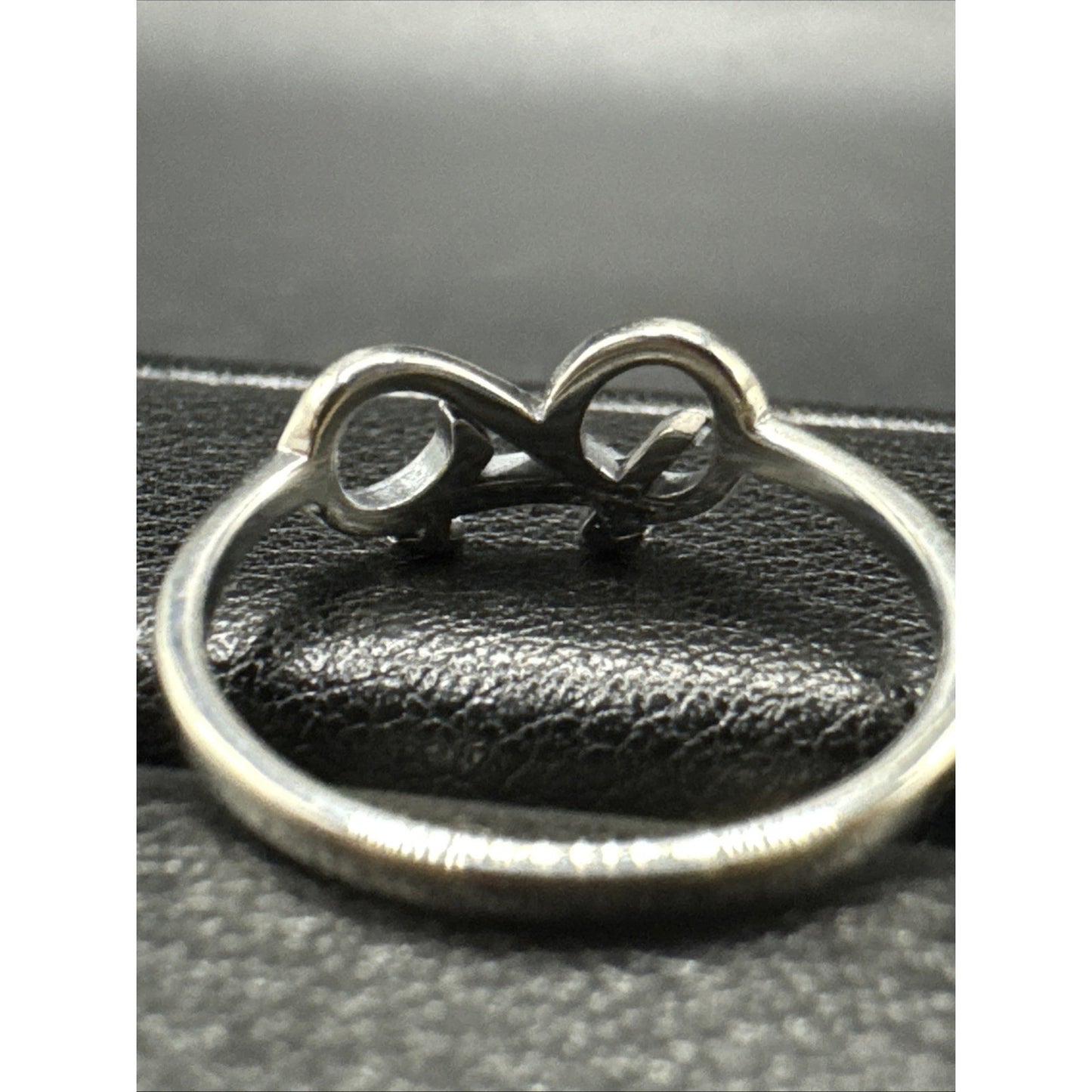 New Condition Sterling Silver Bicycle Infinity Ring 925 Size 7