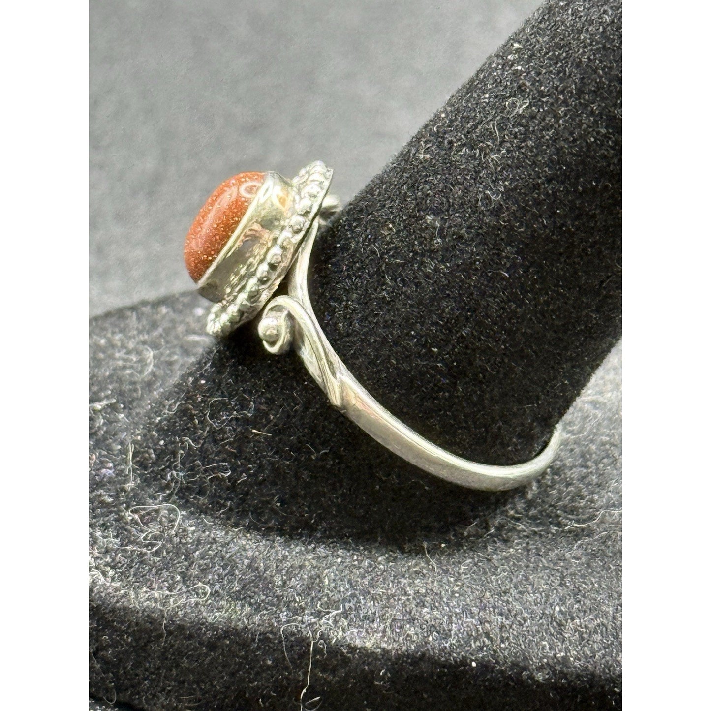 New Condition Sterling Silver Genuine Goldstone Ring Size 8.00 925 P20