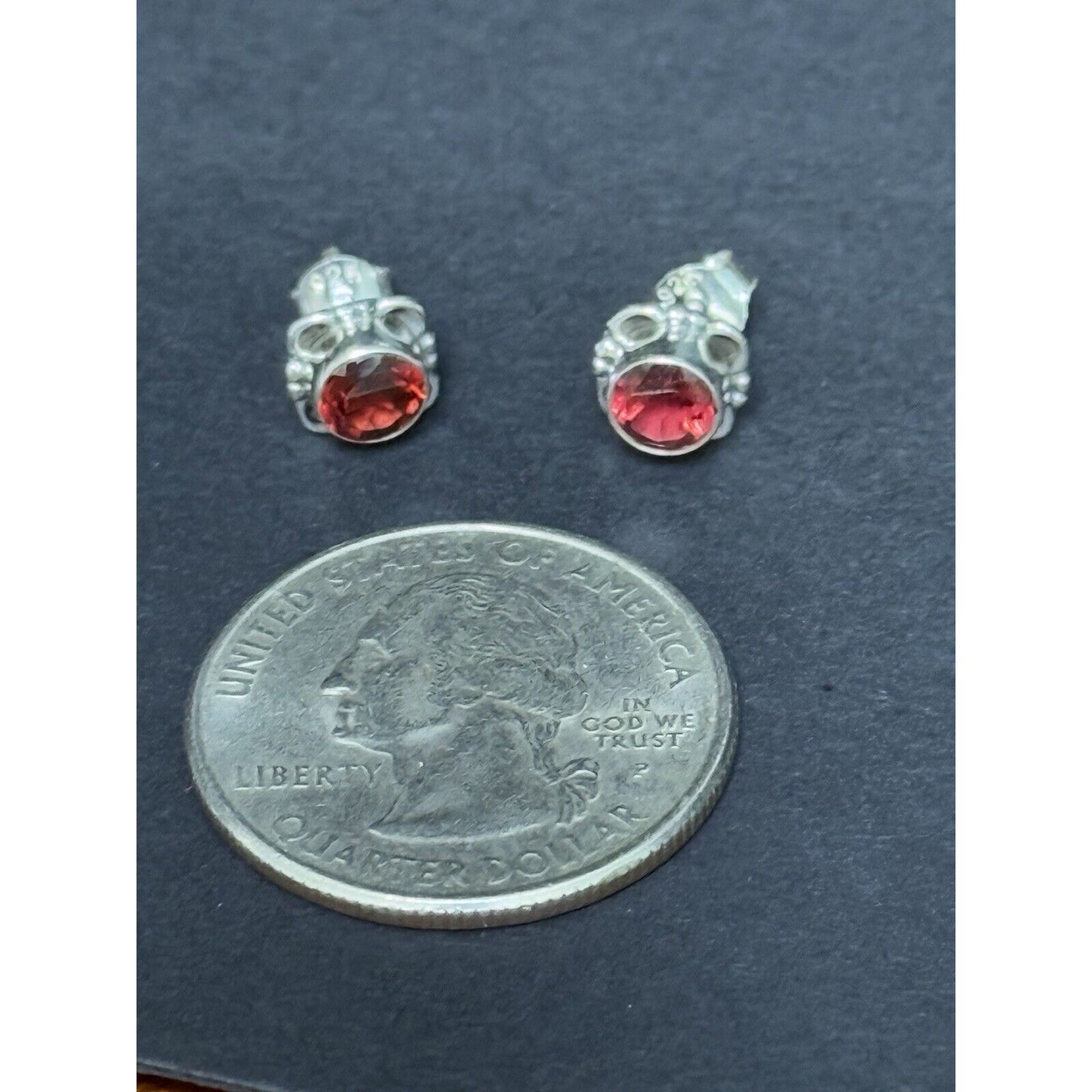 New Condition Sterling Silver Genuine Garnet Stud Earrings 925 5MM