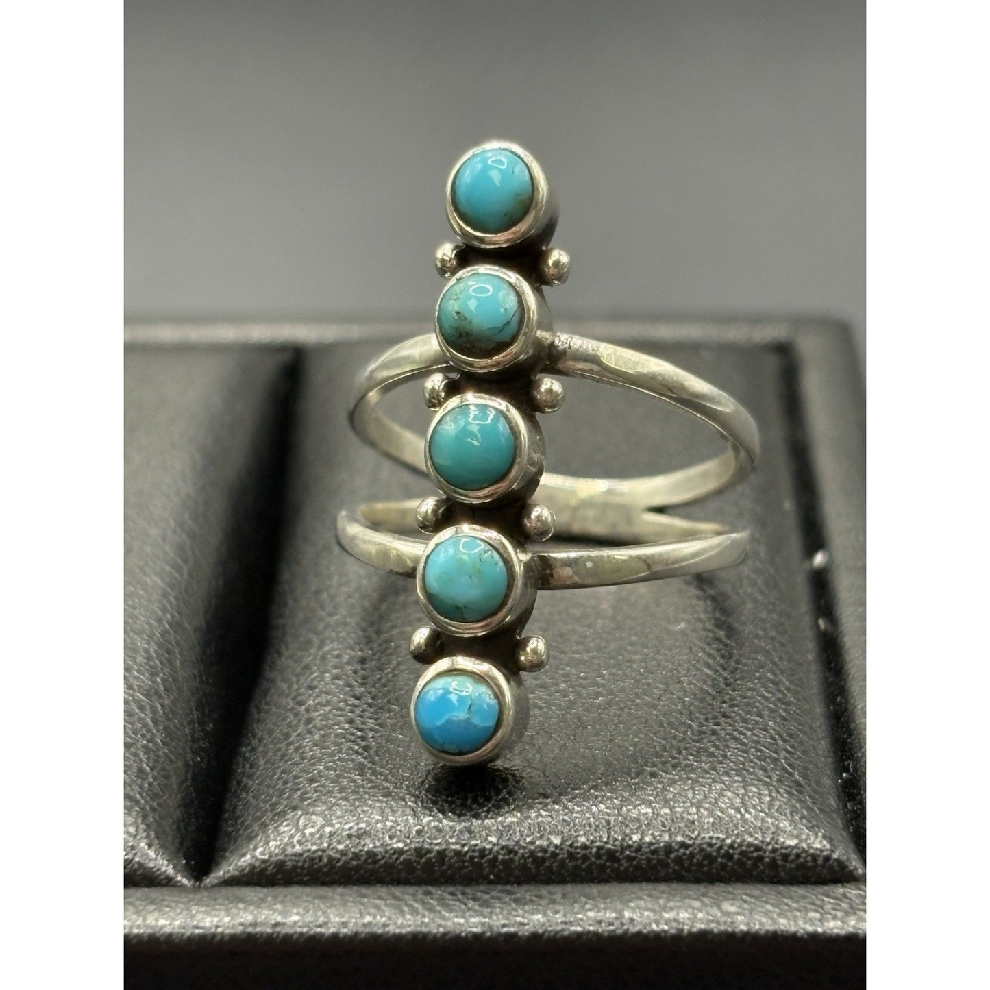 New Condition Sterling Silver Five Turquoise Ring Size 7