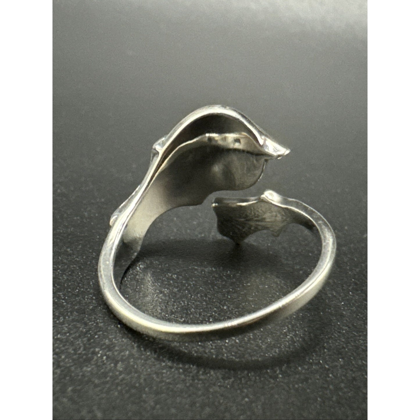 New Condition Sterling Silver Turquoise Bypass Ring 925 Size 7