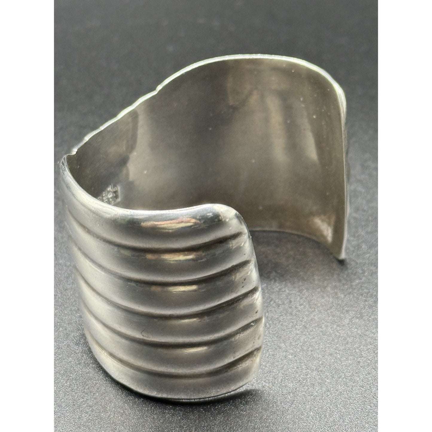 Taxco 7” Sterling Silver Cuff Bracelet 70 Grams TD-40 Mexico N18