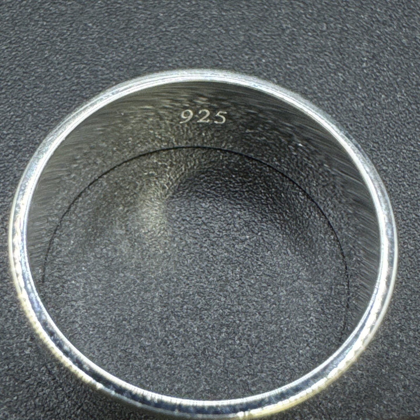 New Condition Sterling Silver Cigar Band Ring 8mm Size 10