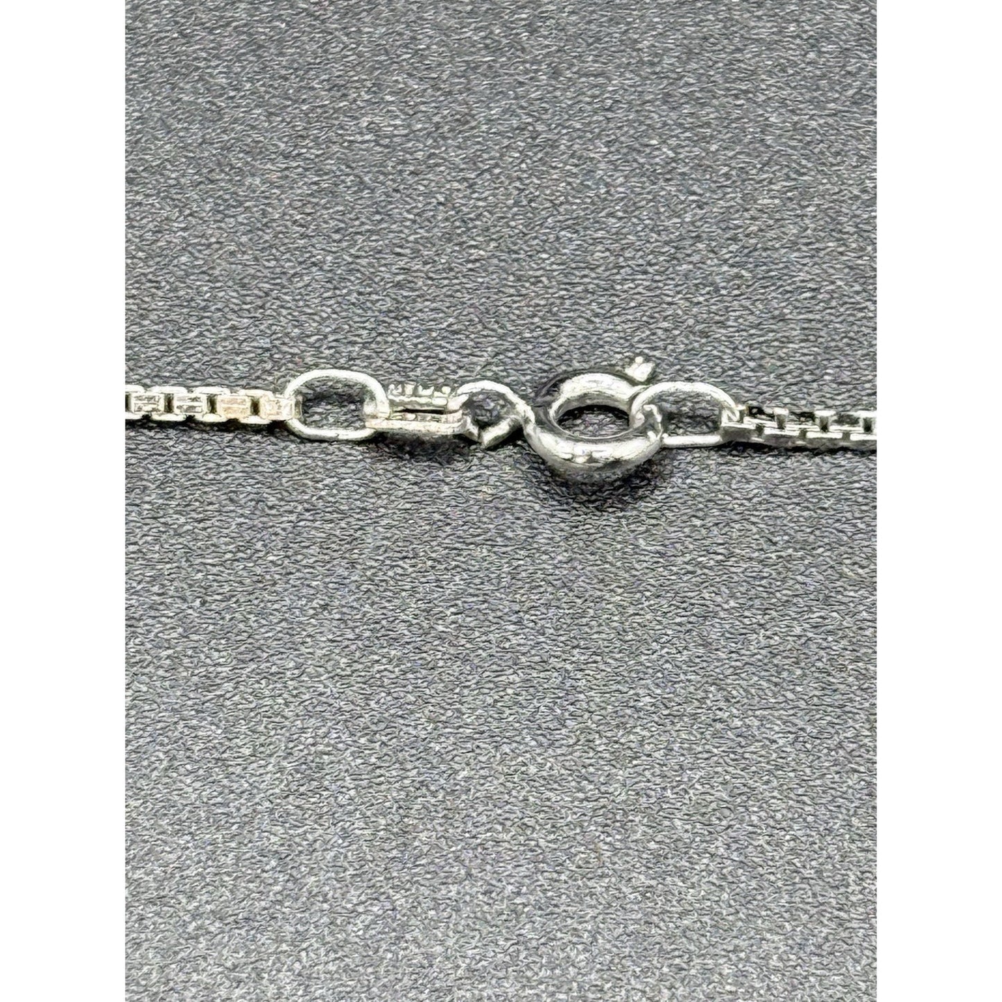 18” Sterling Silver Chain Necklace 1.35MM 4 Grams N13