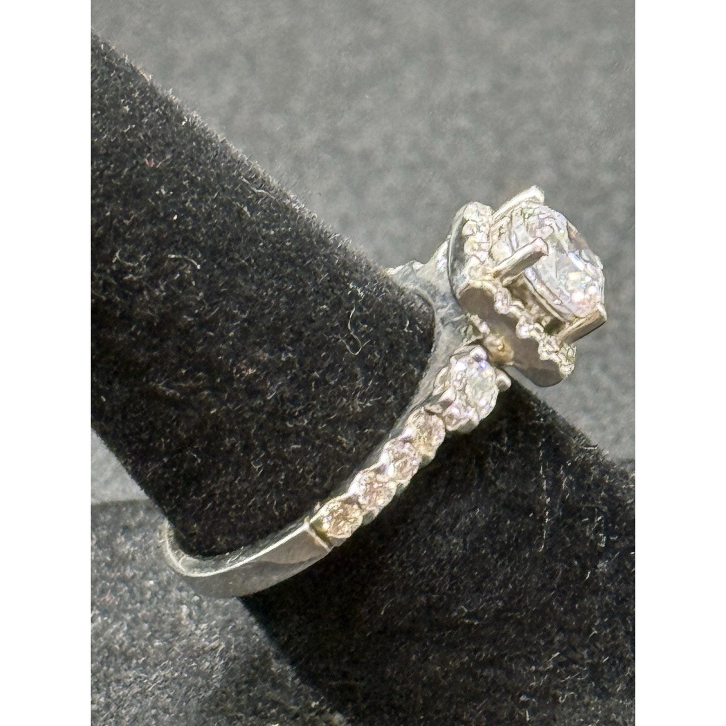 EUC Sterling Silver Cubic Zirconia Engagement Ring Size 6.00 P5