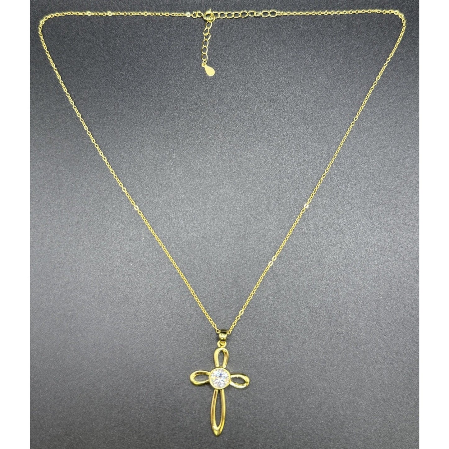 New Condition 18” Gold Sterling Silver Moissanite Cross Pendant Necklace GRA