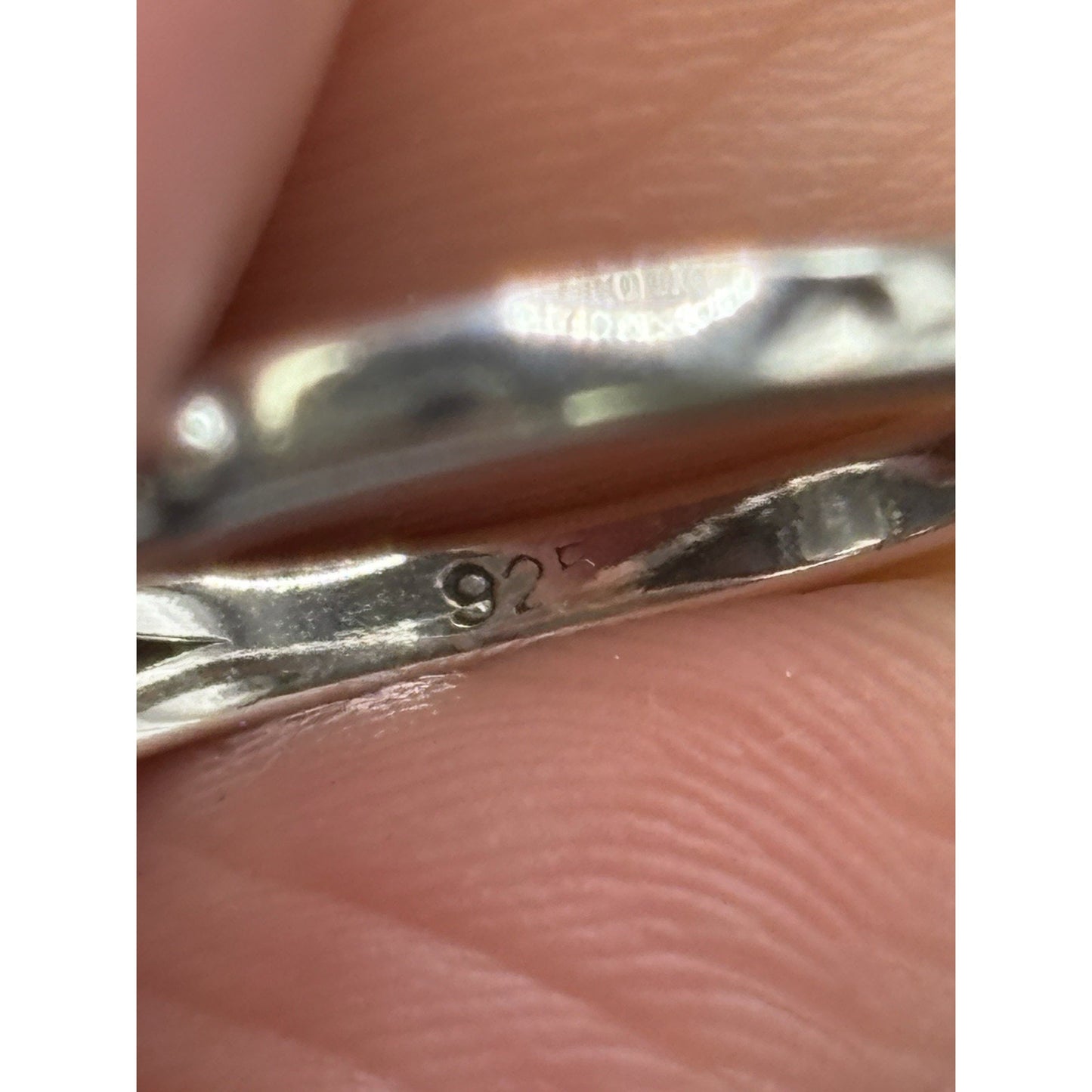 New Condition Sterling Silver Dainty Turquoise Ring Size 6