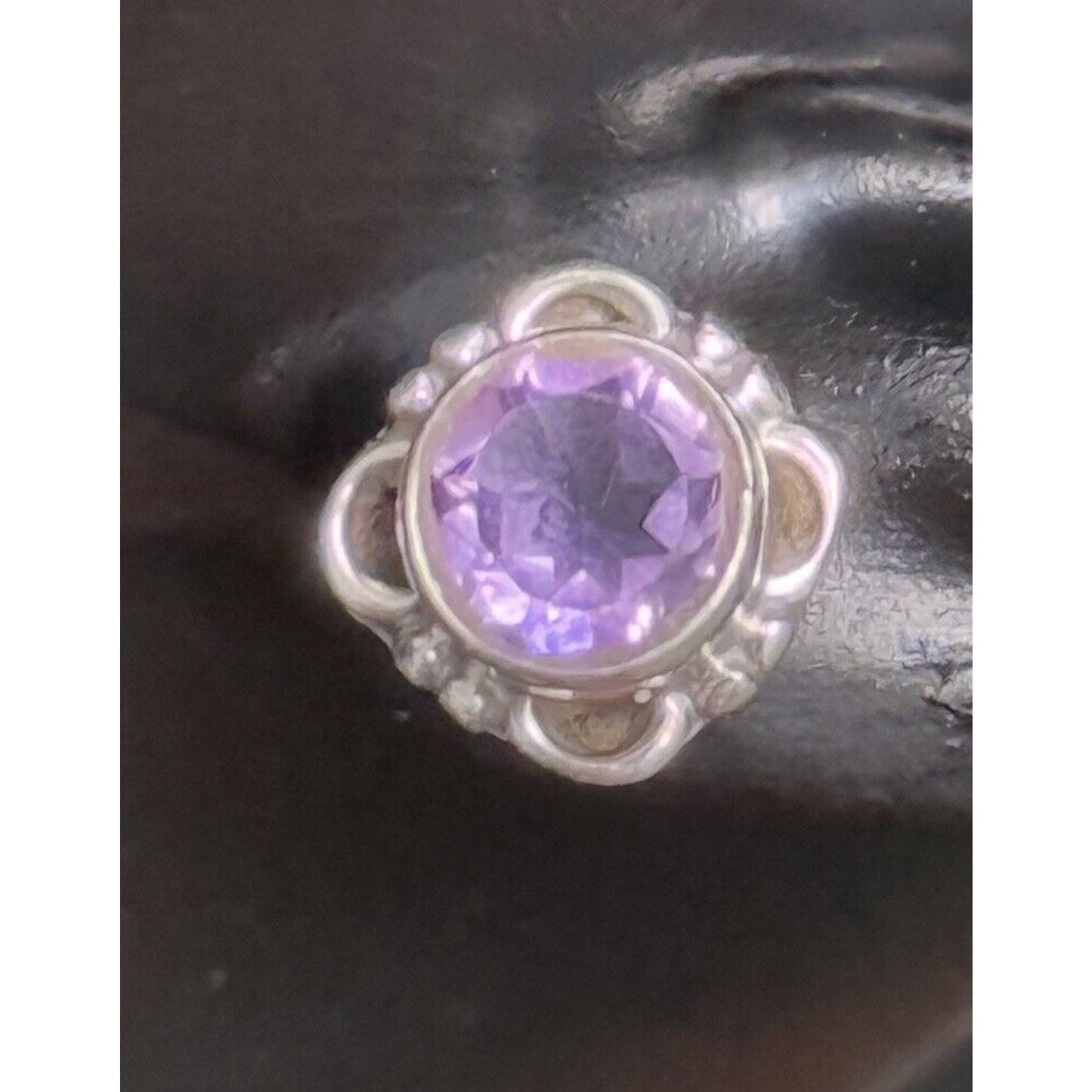 New Condition Sterling Silver Genuine Amethyst Stud Earrings 925 5MM