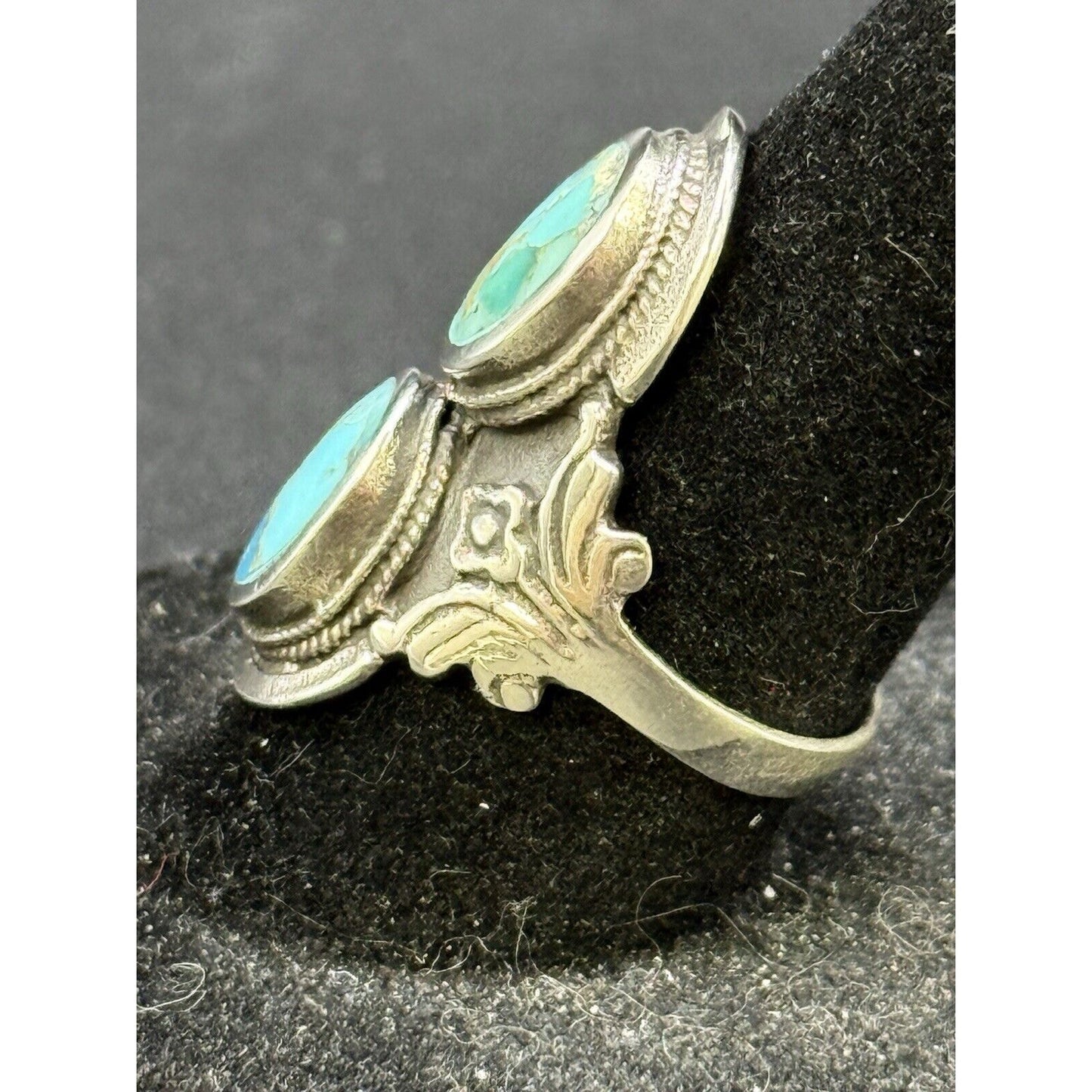 New Condition Sterling Silver Double Turquoise Ring Size 6.75