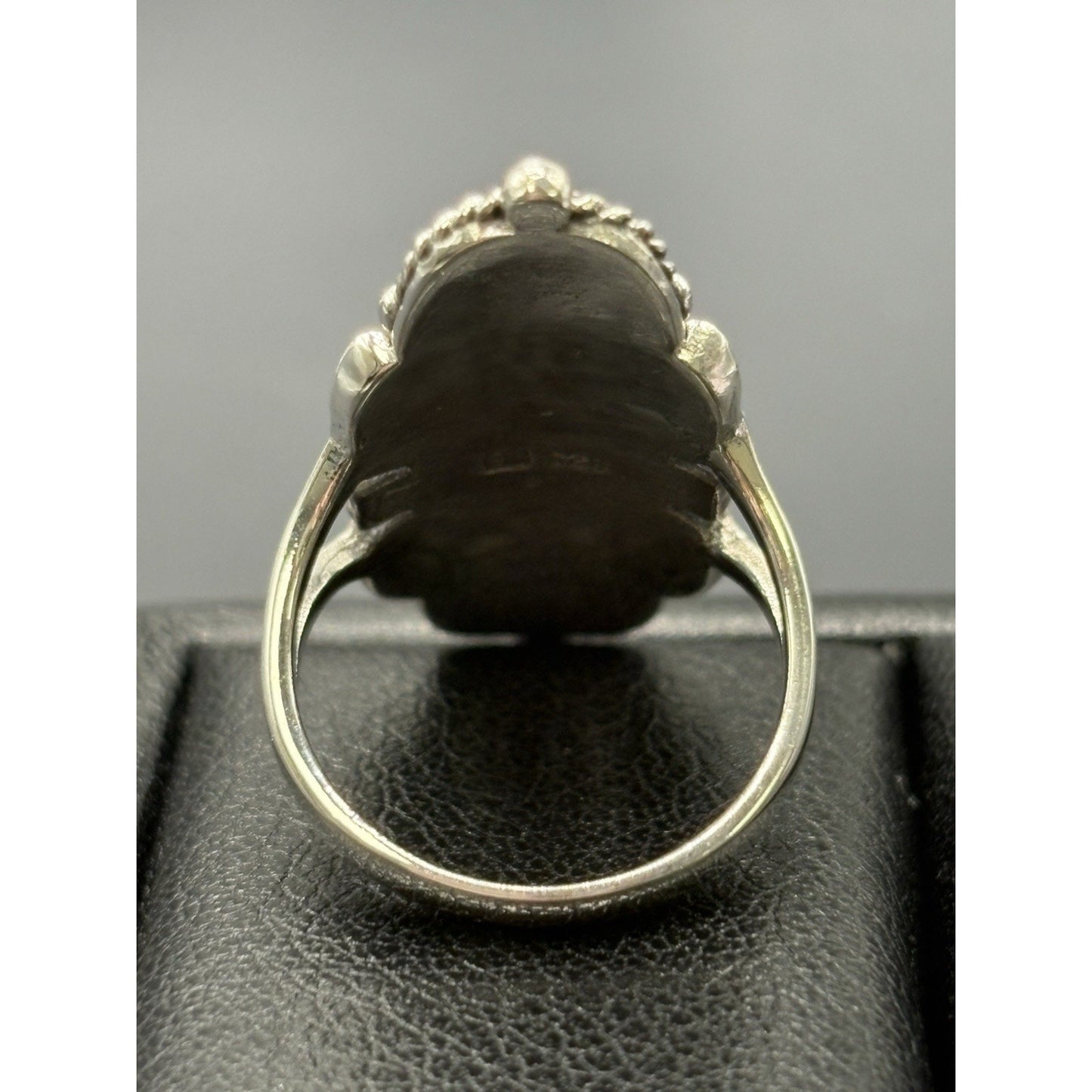 New Condition White Buffalo Sterling Silver Ring Size 6